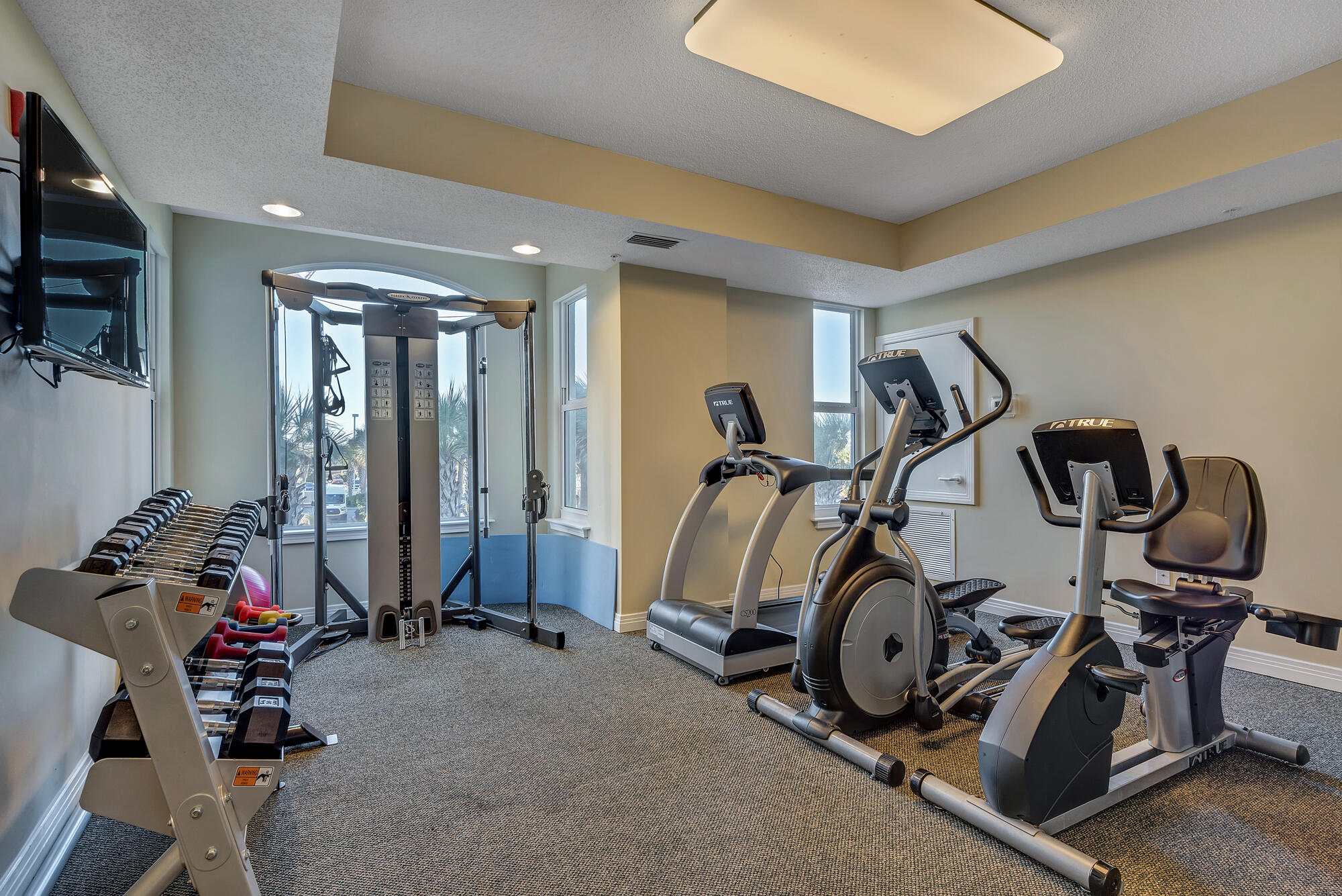 main property photo 51