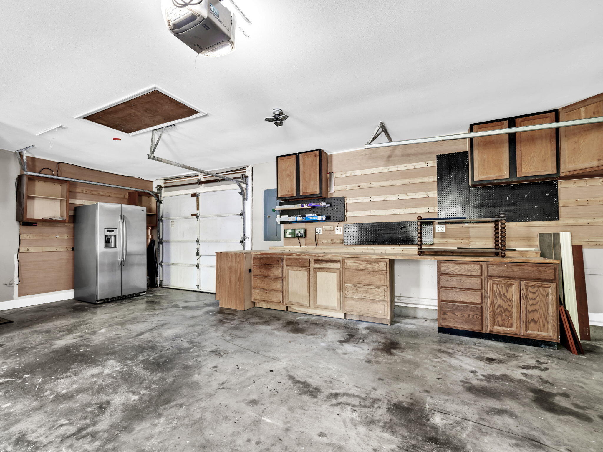 main property photo 41