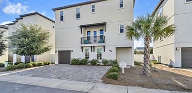 image of property with 5 Bed | 6 Bath | 3,122 Sqft
