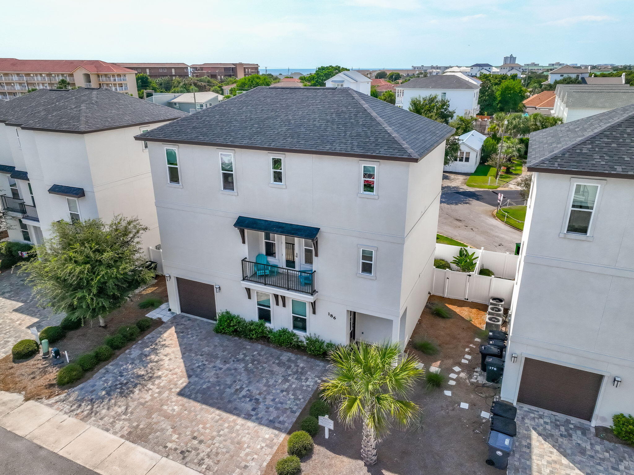 main property photo 59