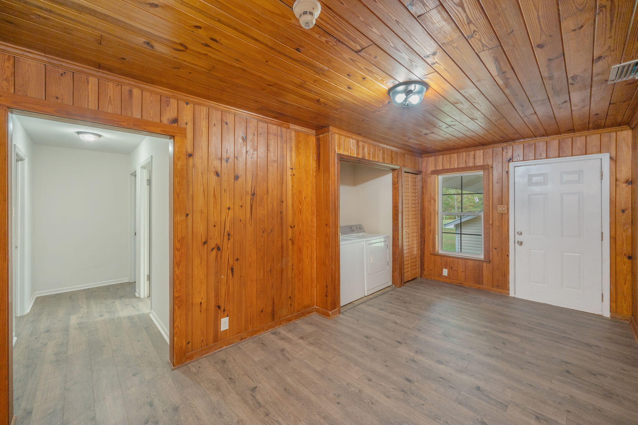 property viewer photo 15