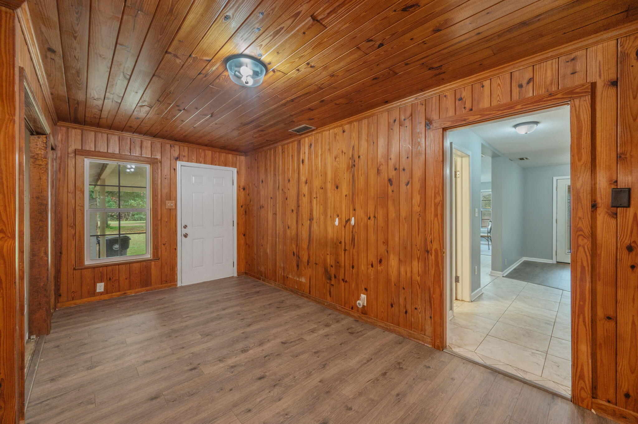 property viewer photo 18