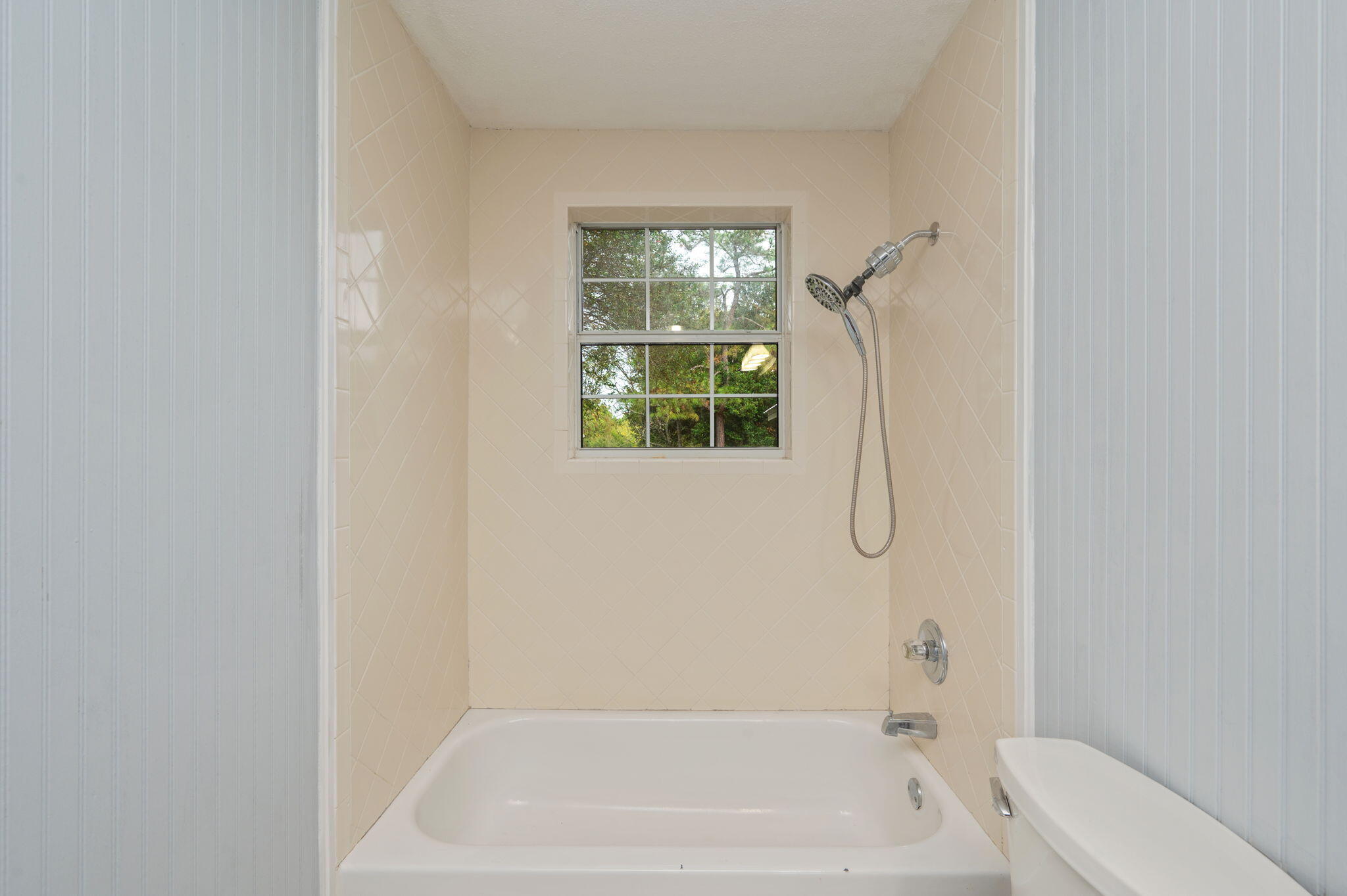 property viewer photo 25