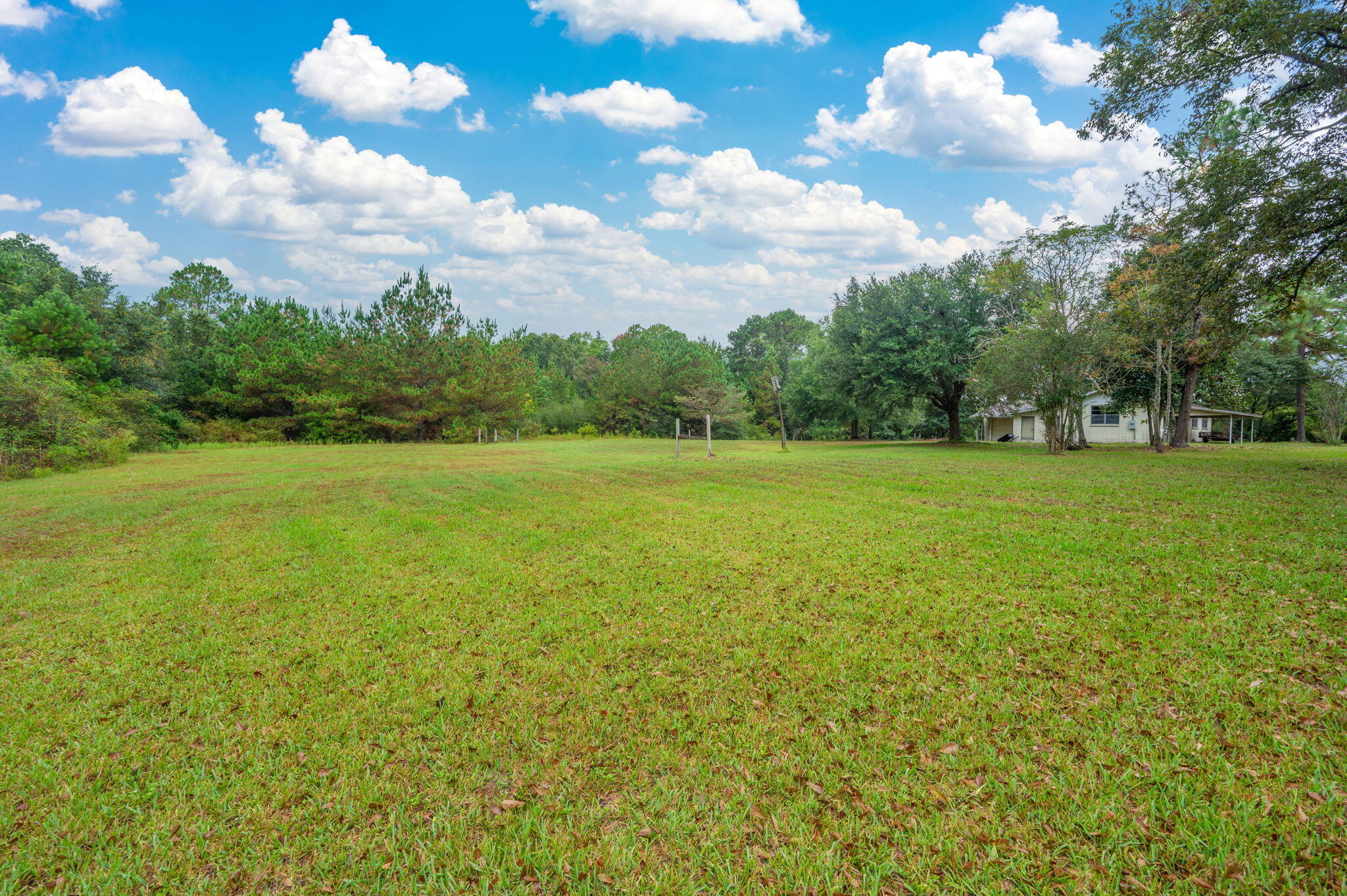 property viewer photo 35