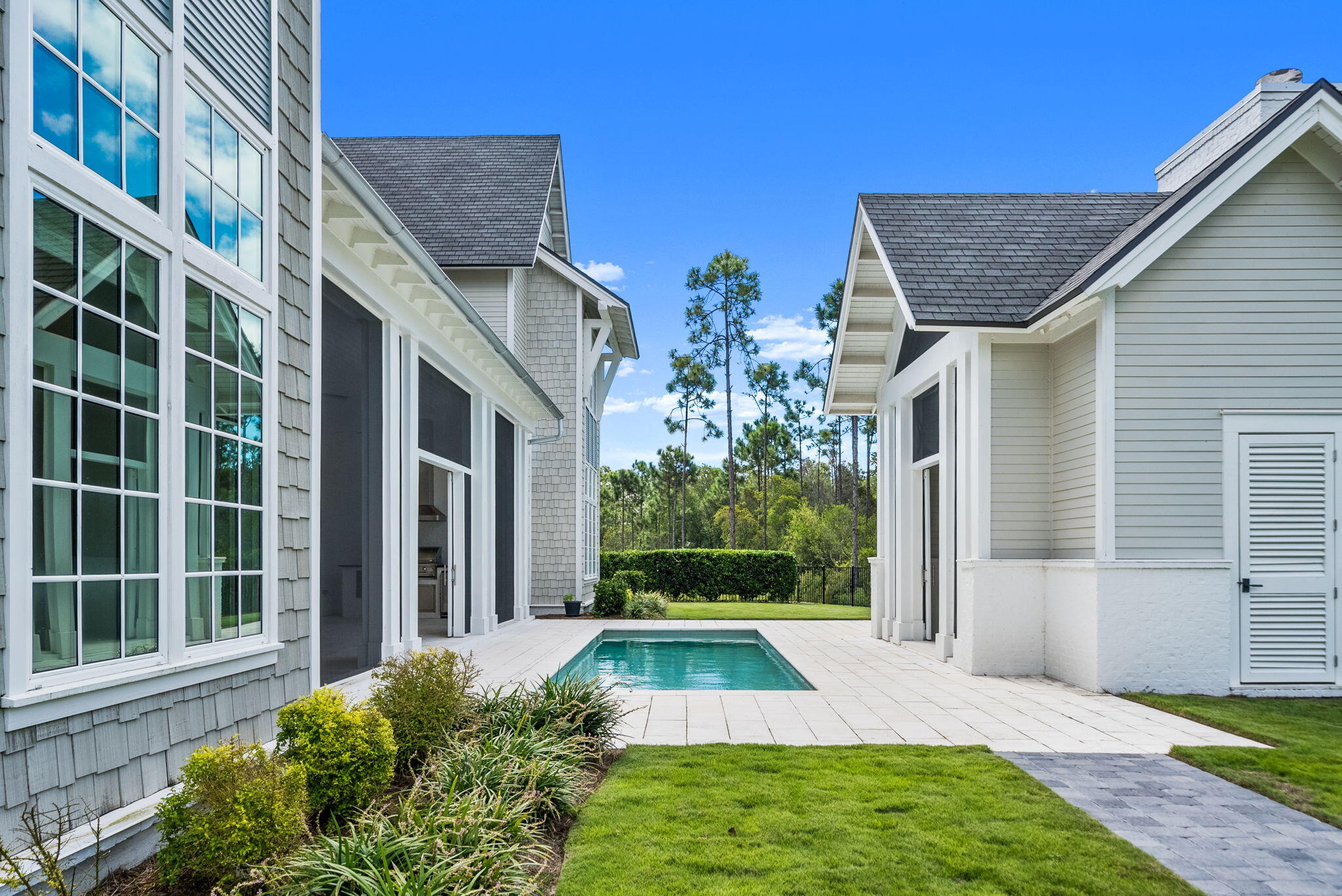 main property photo 79