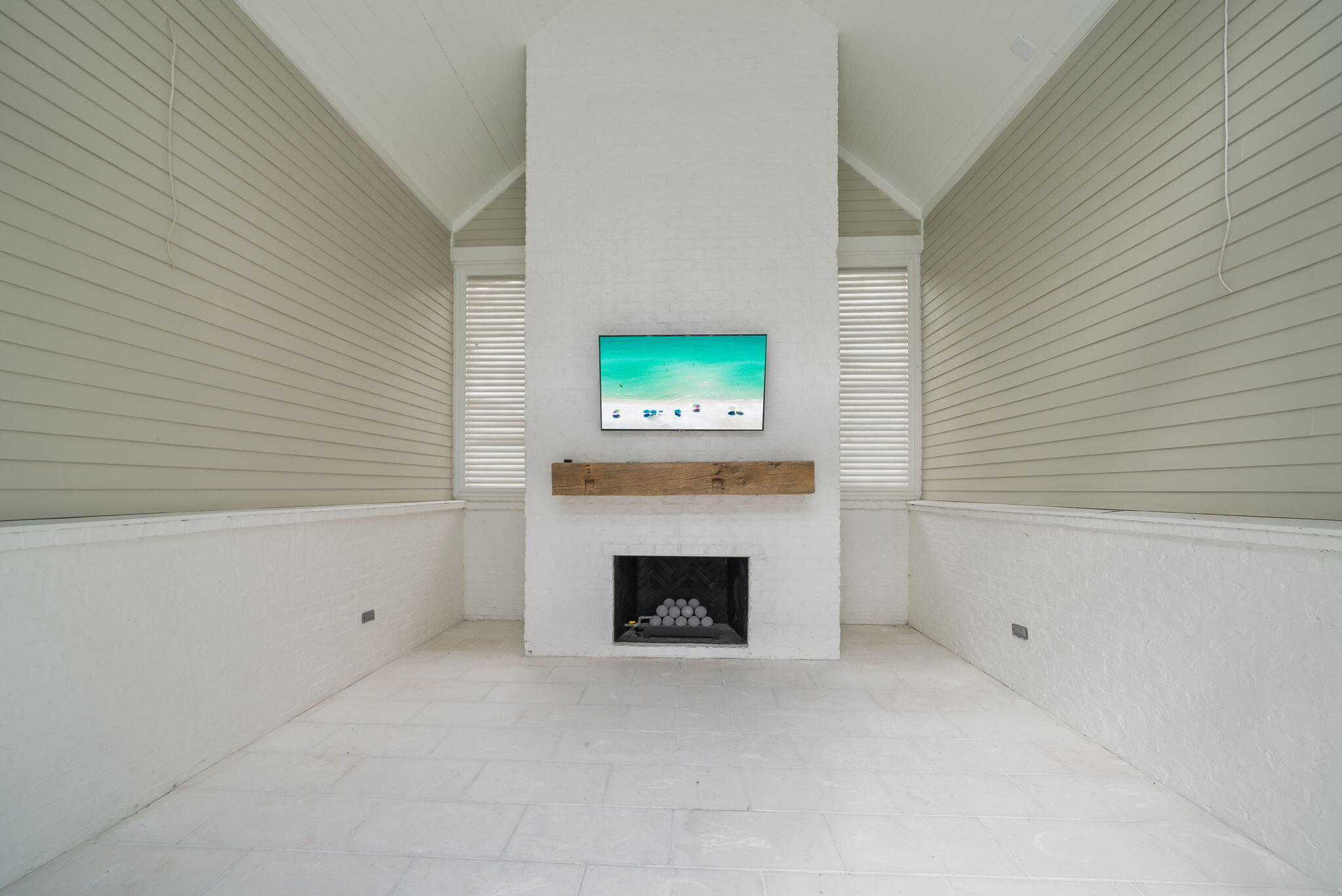 main property photo 81