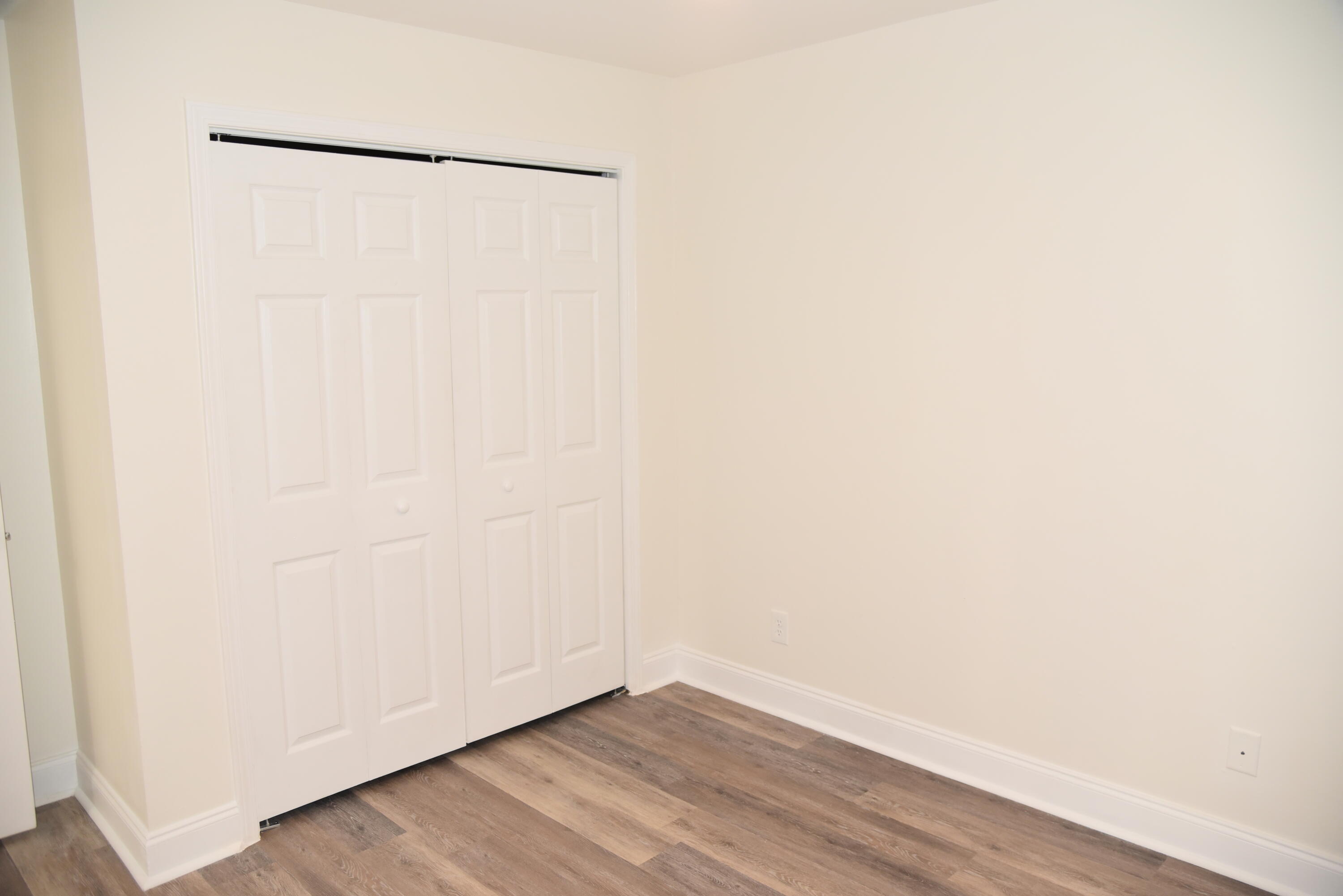main property photo 76