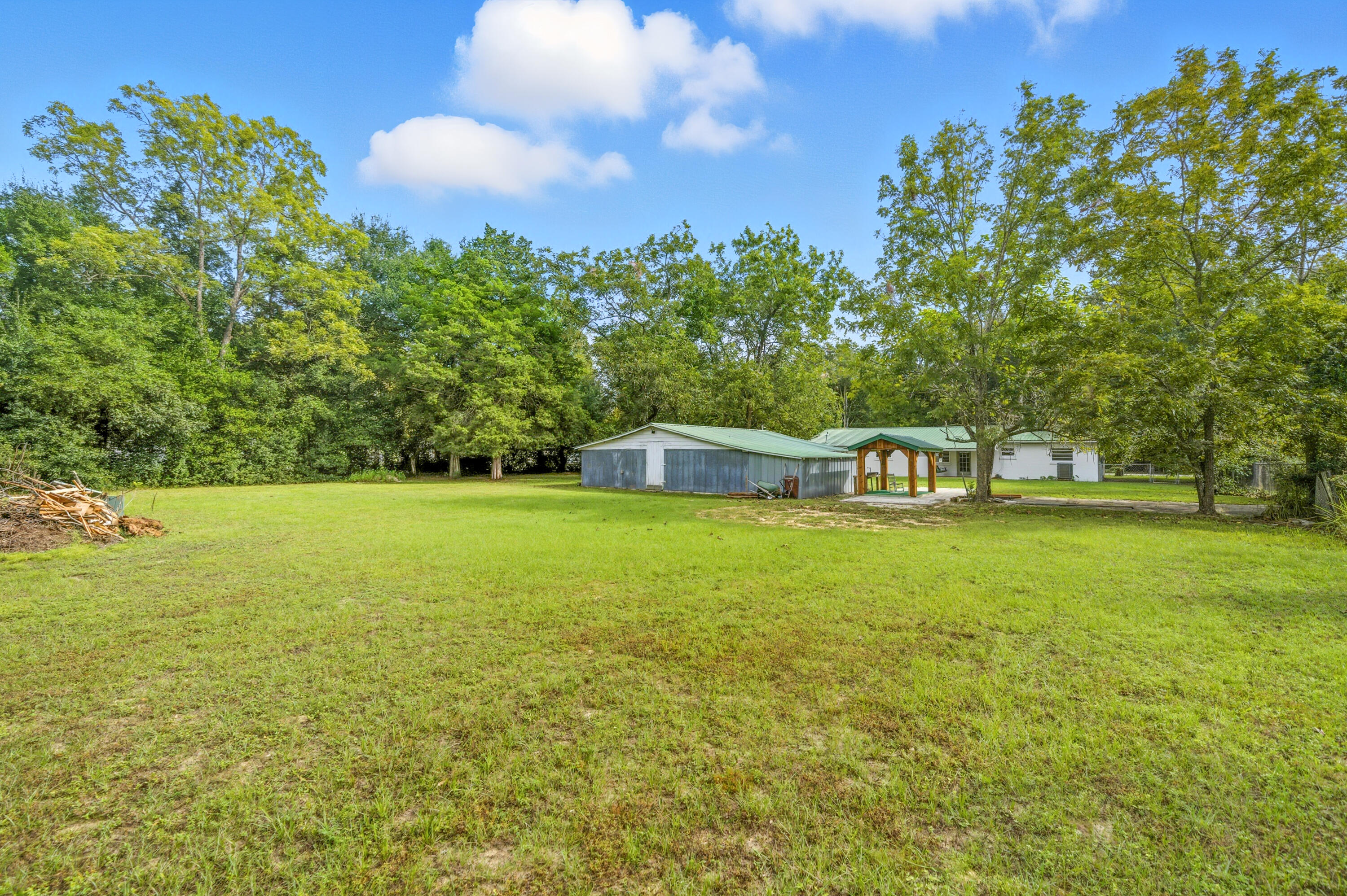 main property photo 50