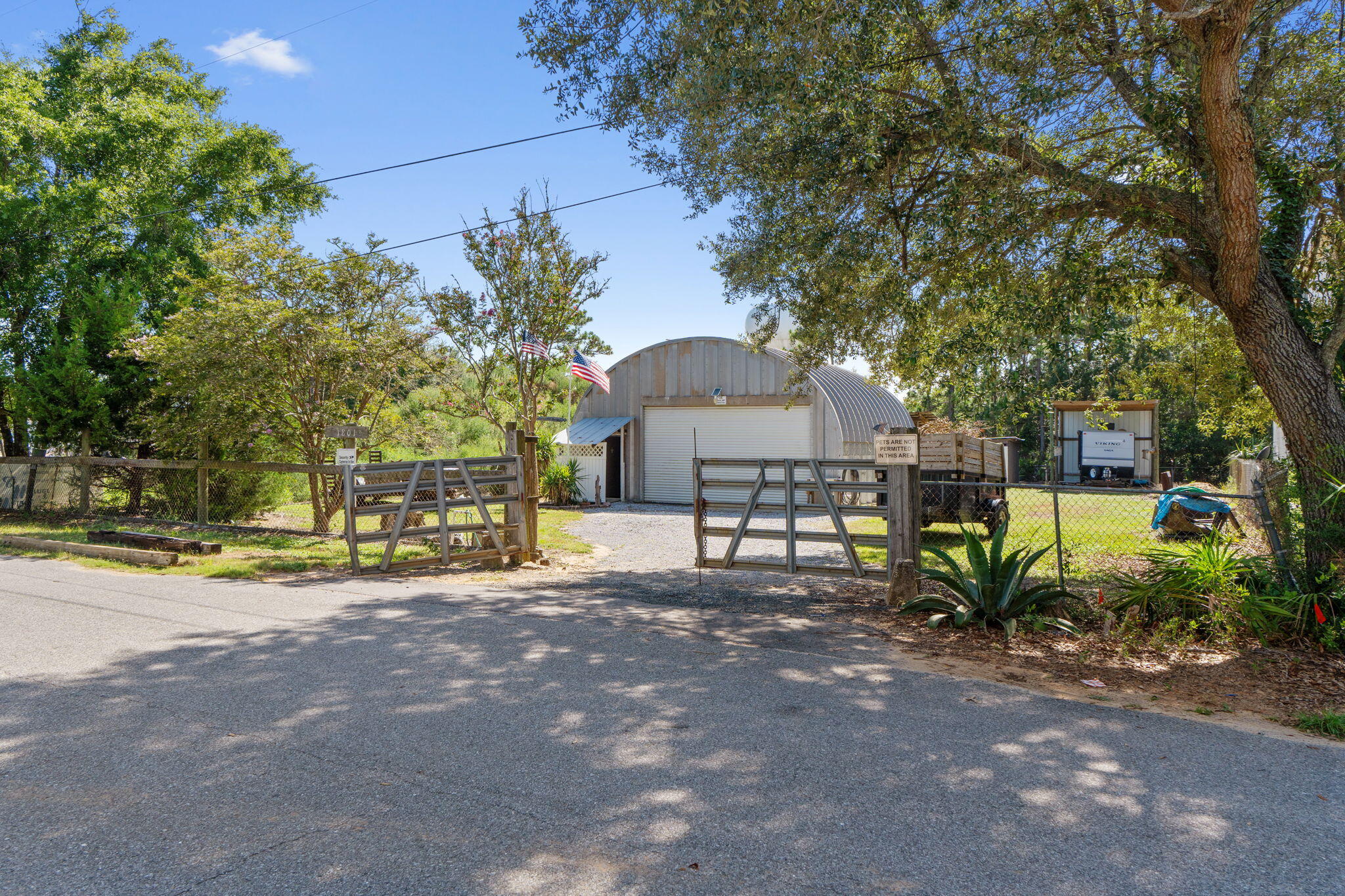 main property photo 39
