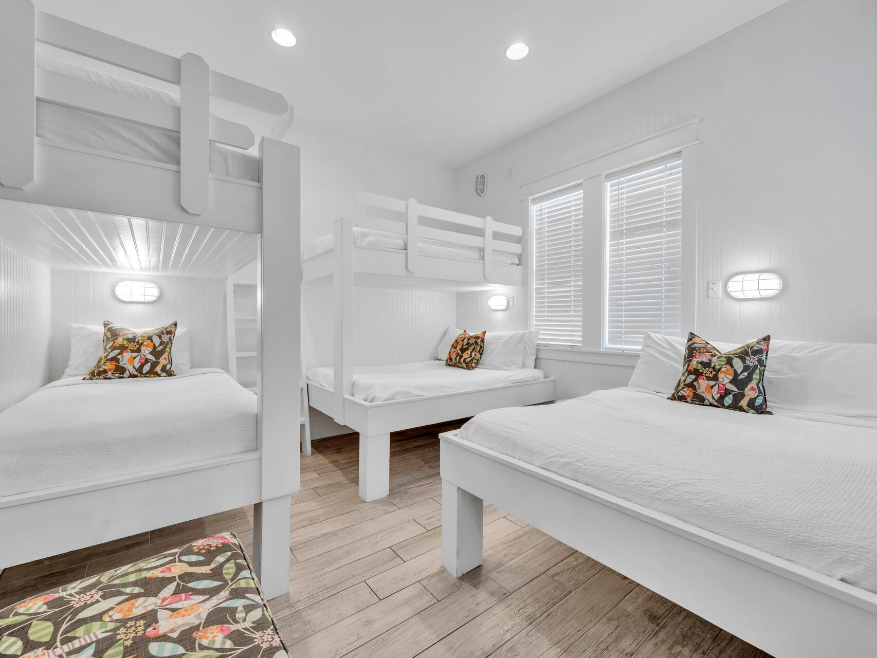 main property photo 70