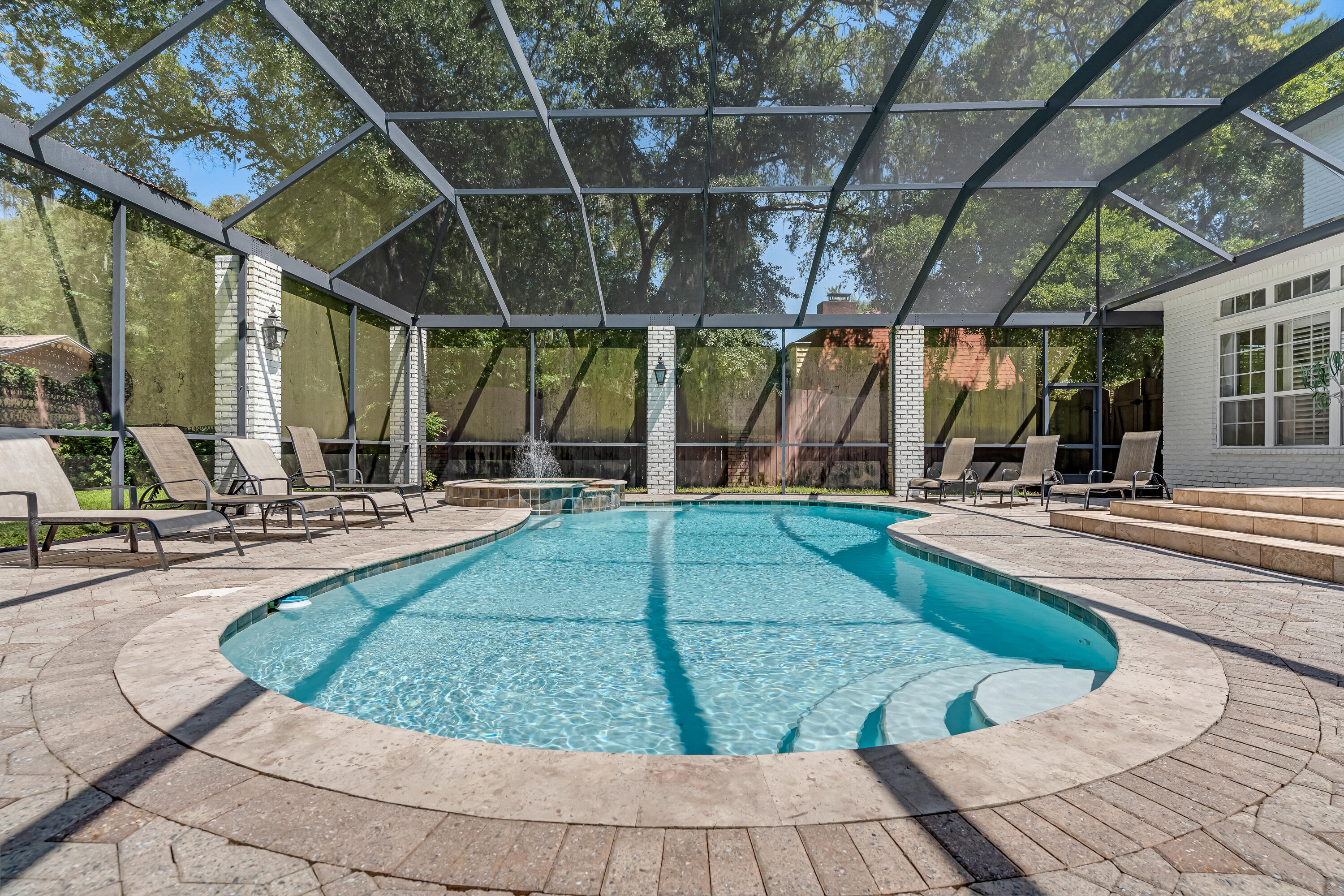 main property photo 99