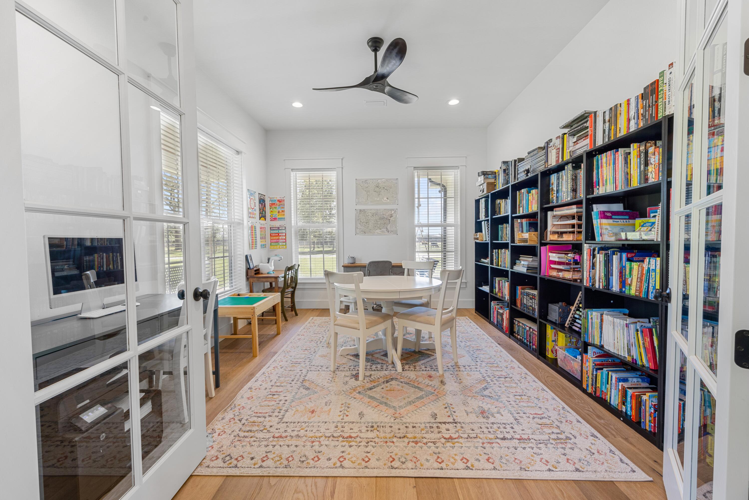 main property photo 18