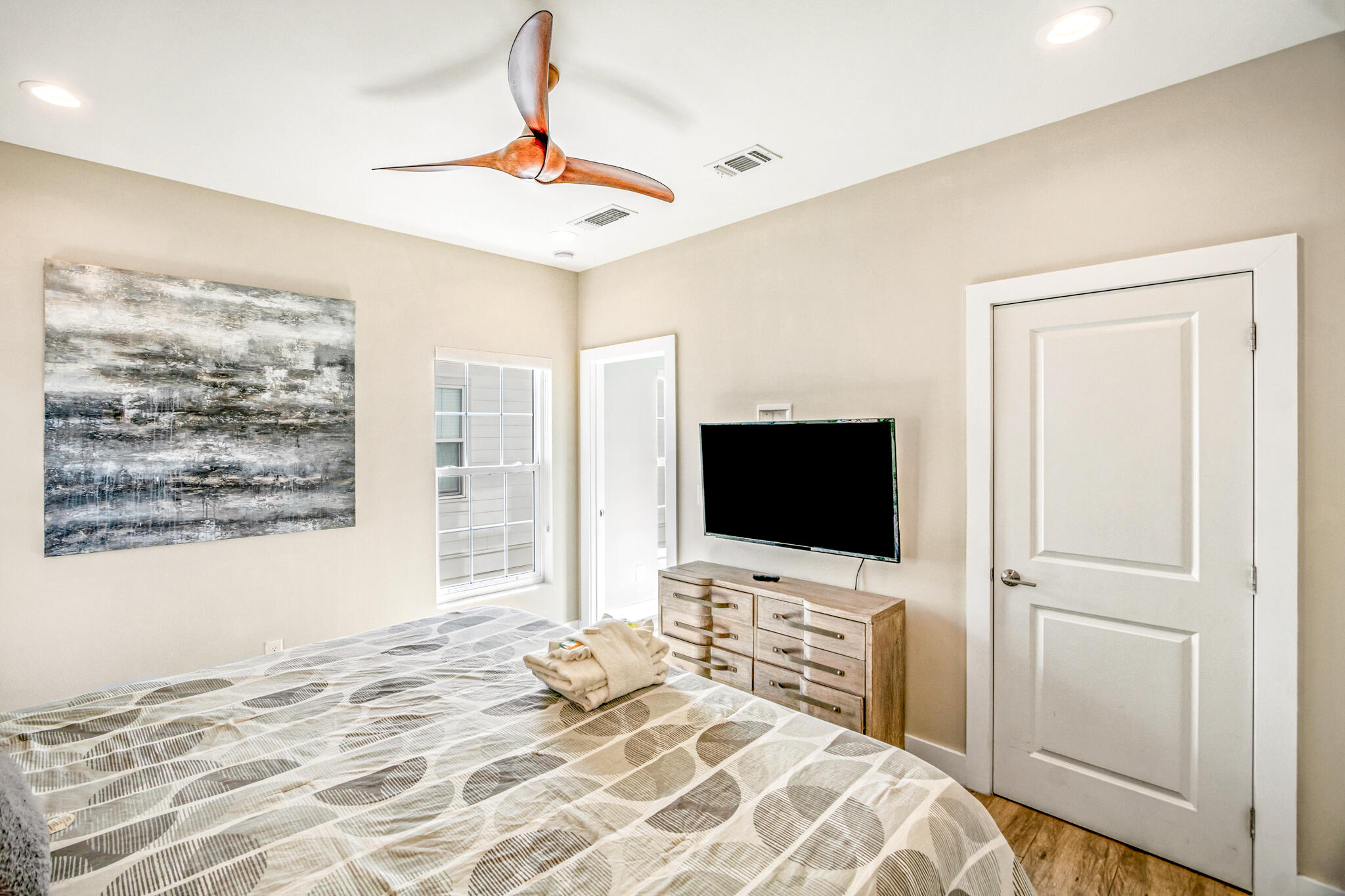 main property photo 61