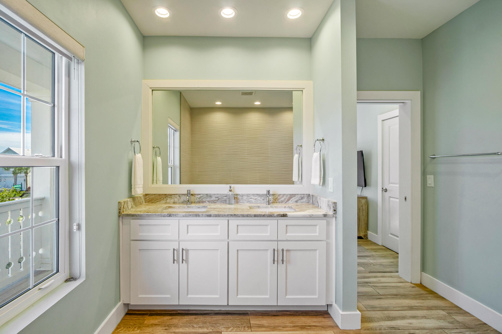 main property photo 65