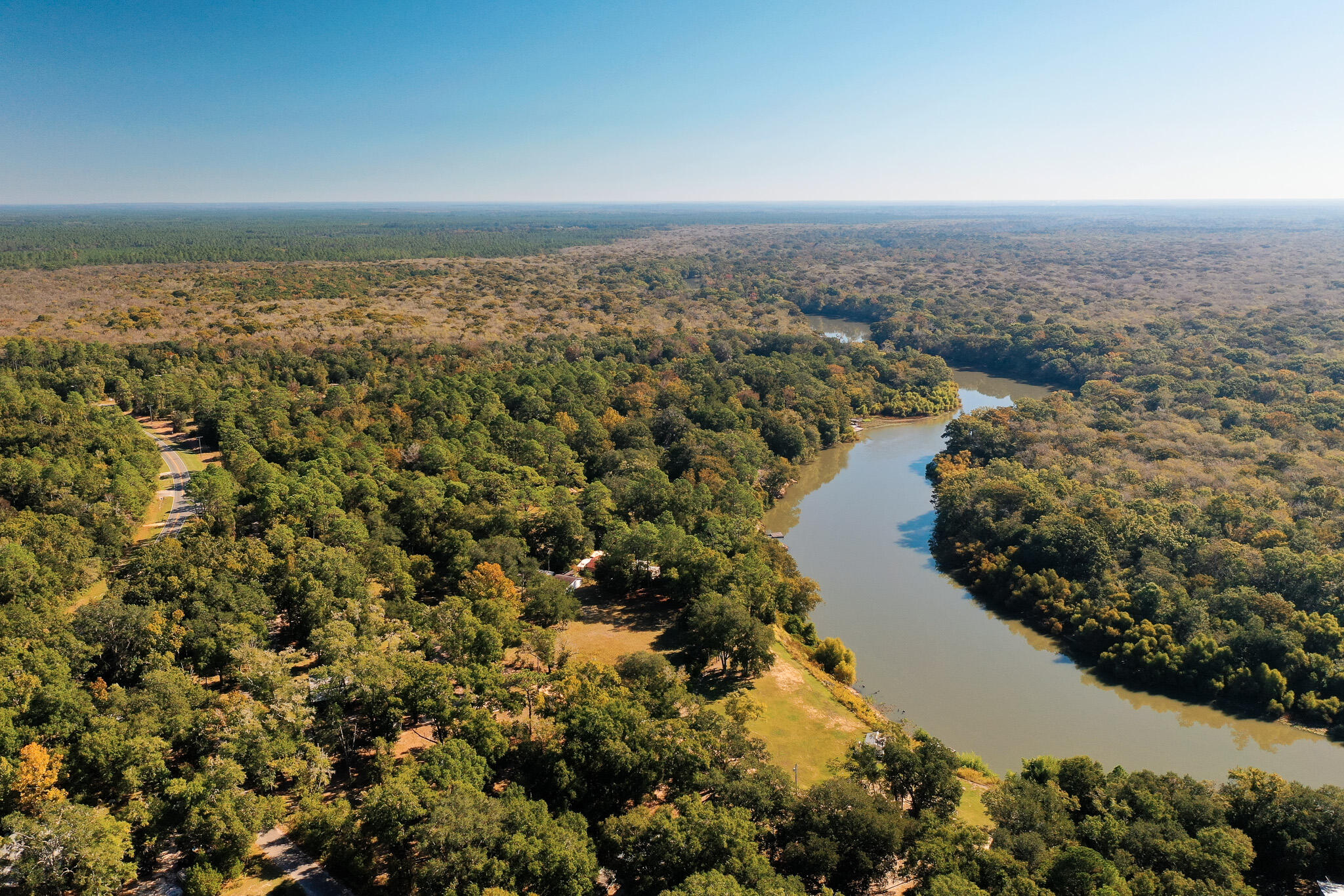 main property photo 8