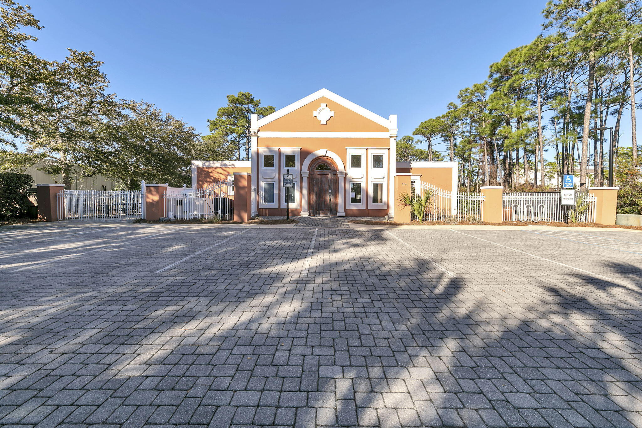 main property photo 12