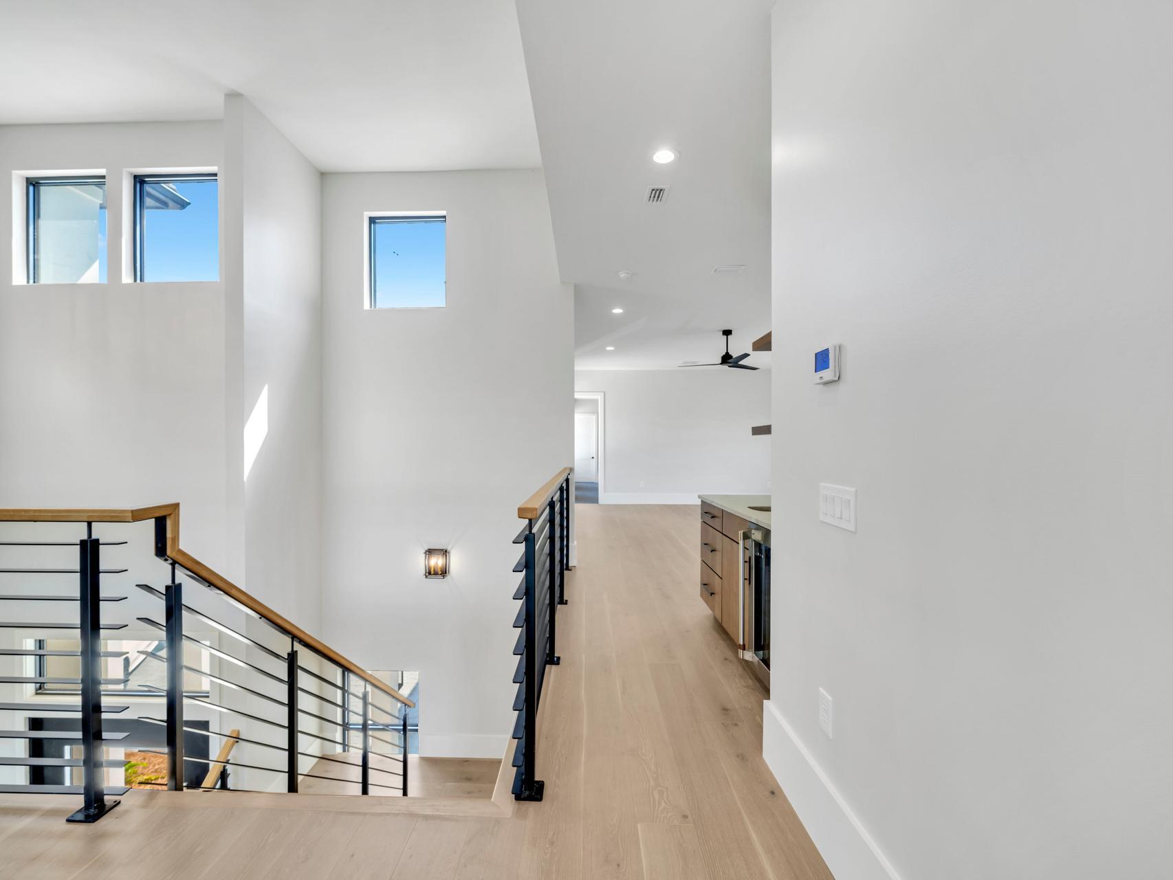 main property photo 123