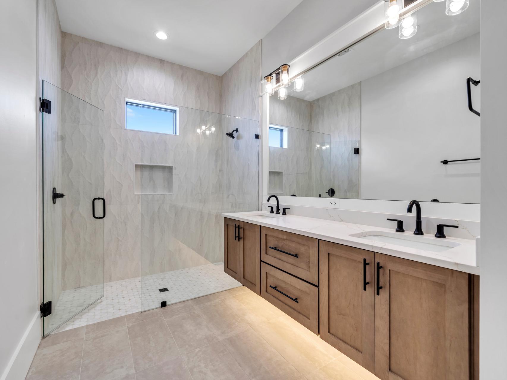 main property photo 160