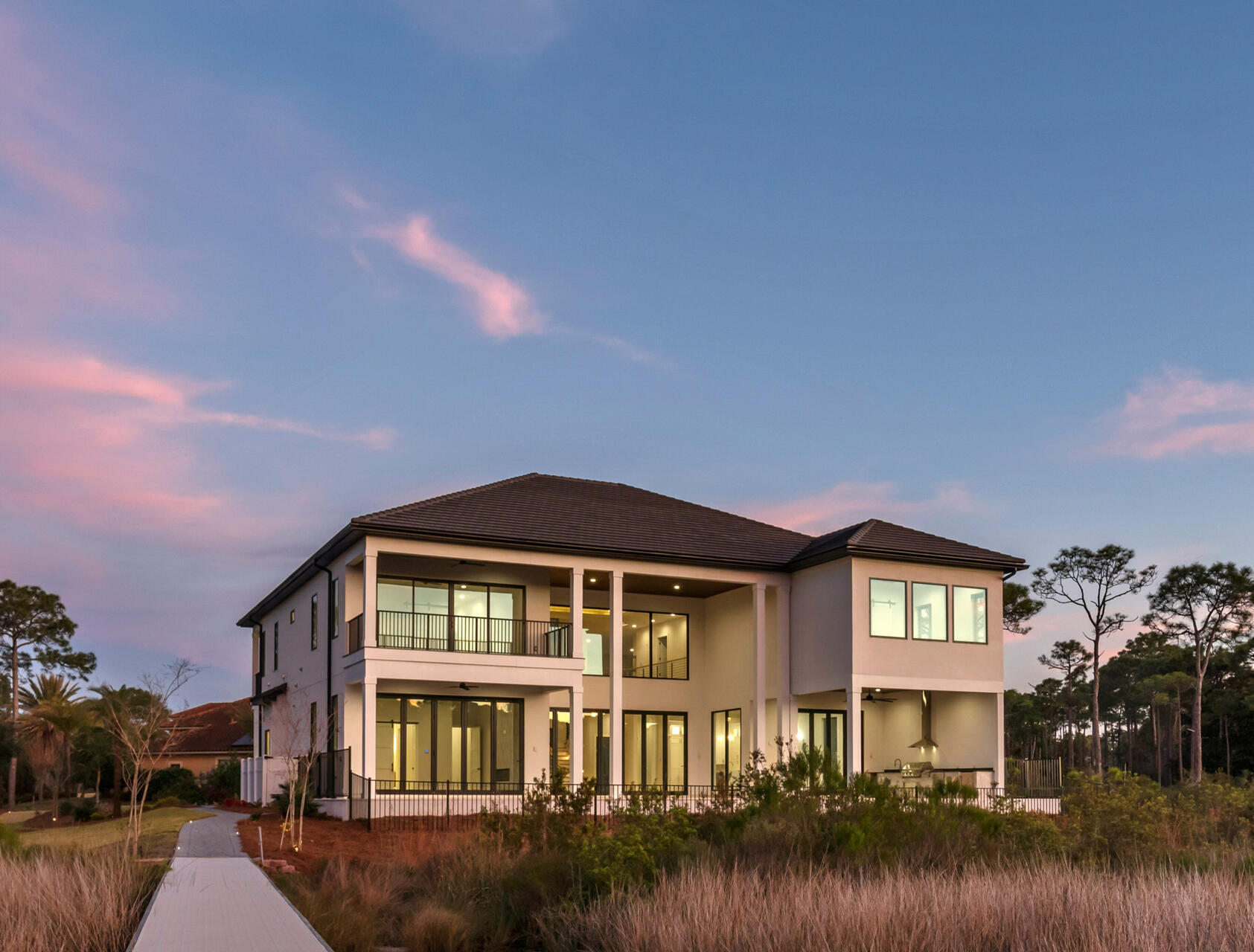 main property photo 39