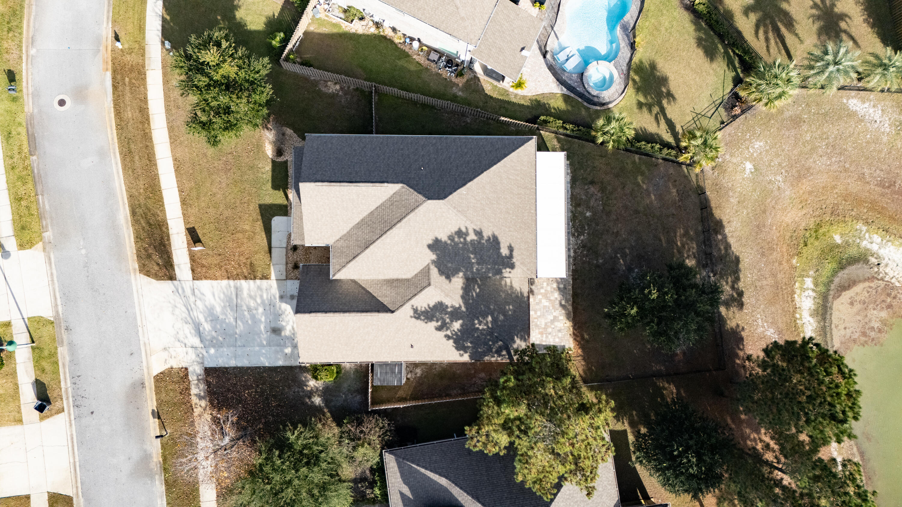 main property photo 90