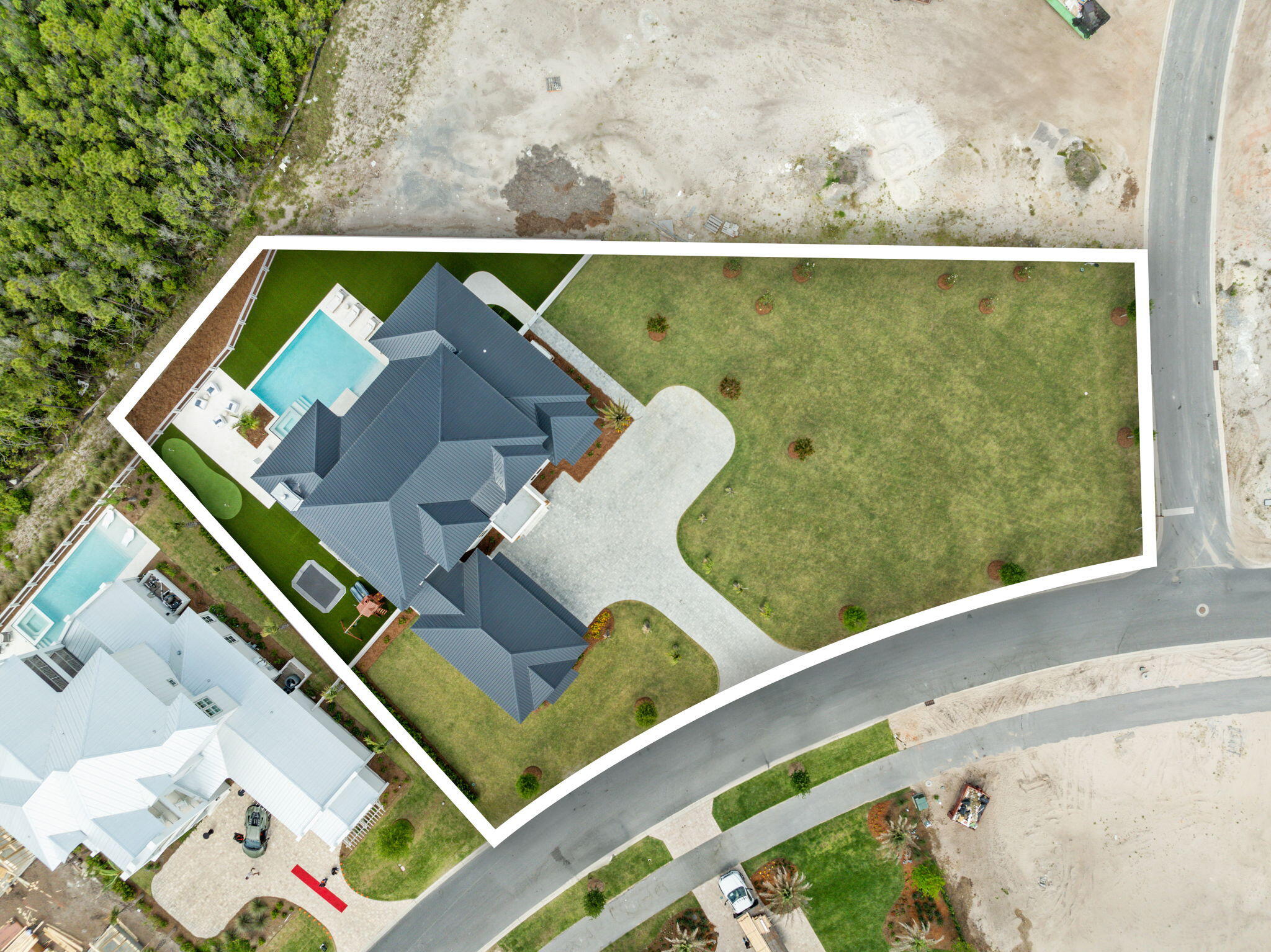 main property photo 45