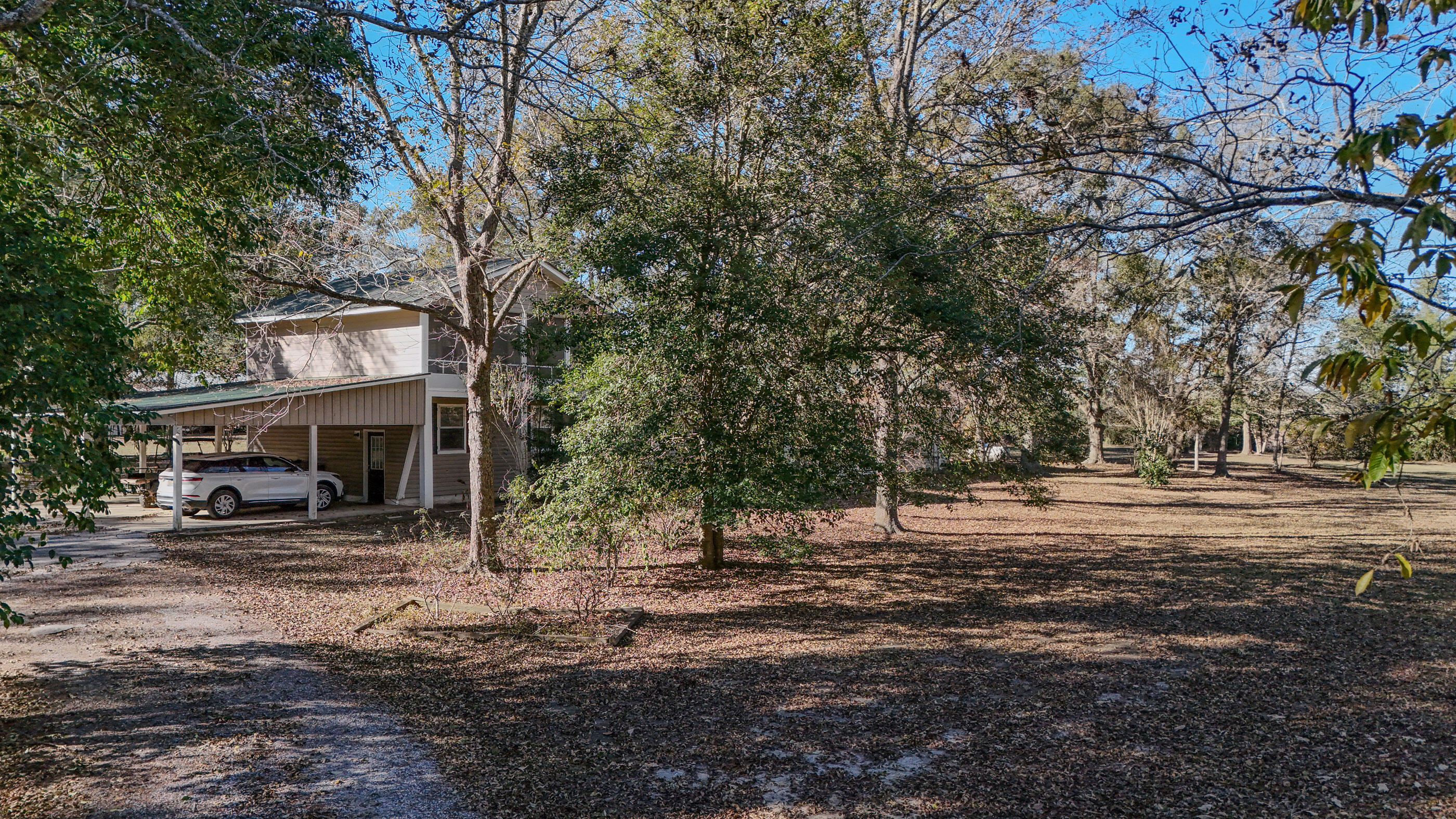 main property photo 44