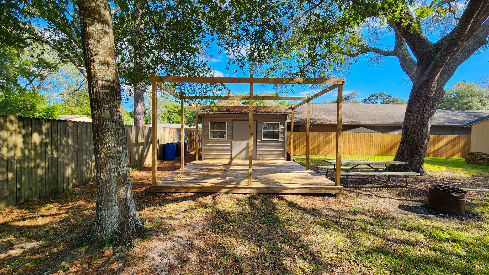 main property photo 7