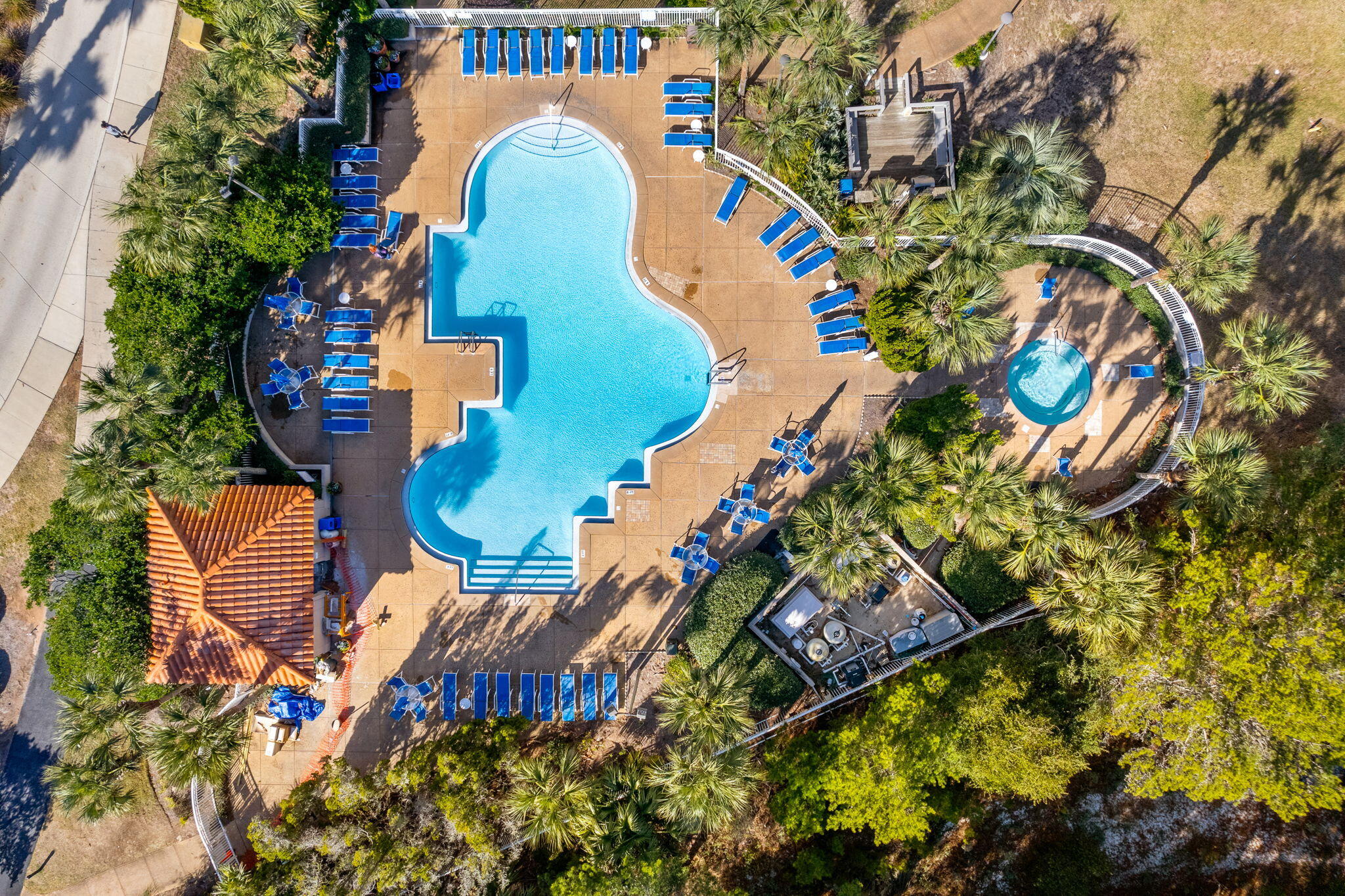main property photo 41