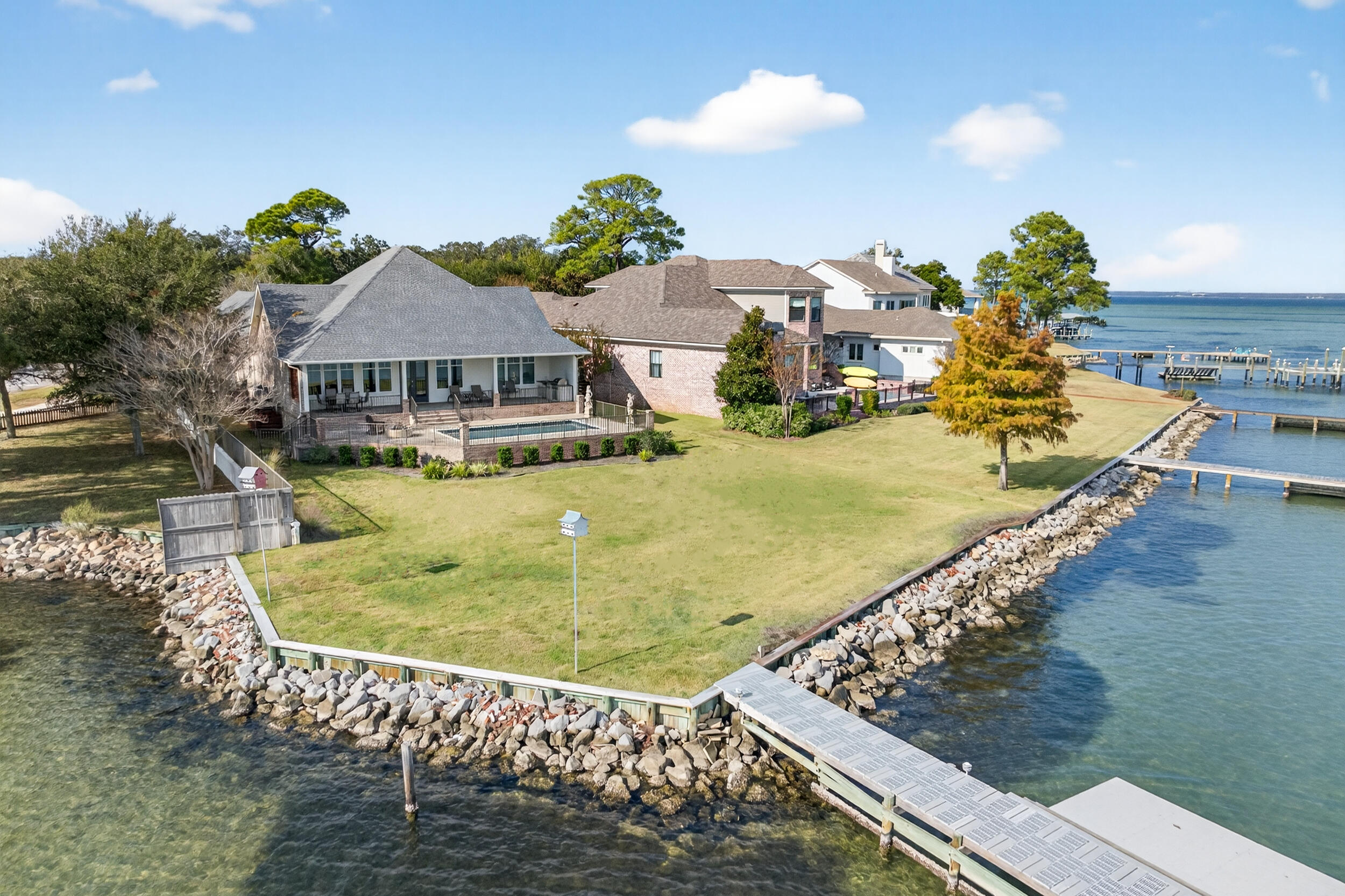 main property photo 50