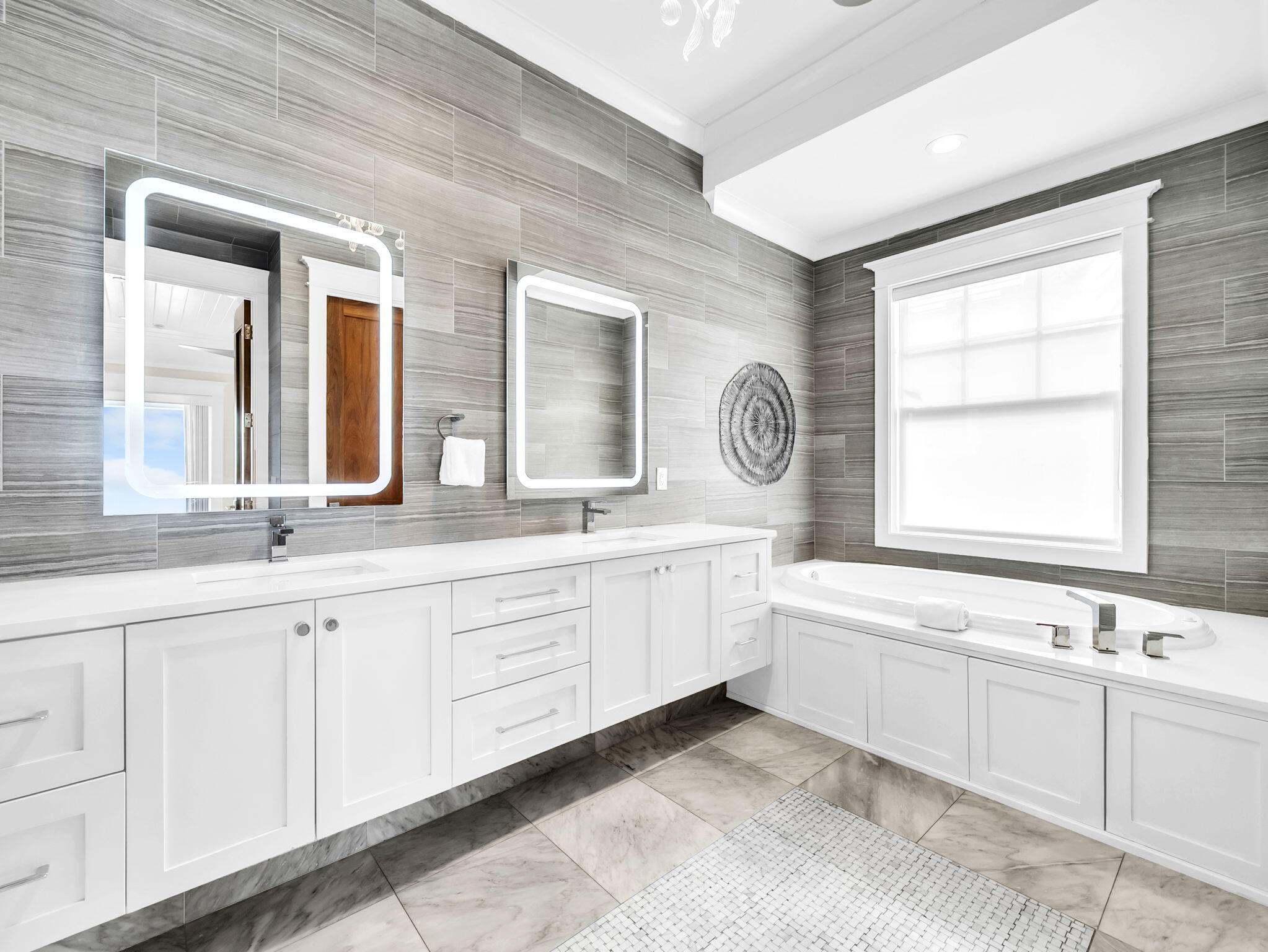 main property photo 65