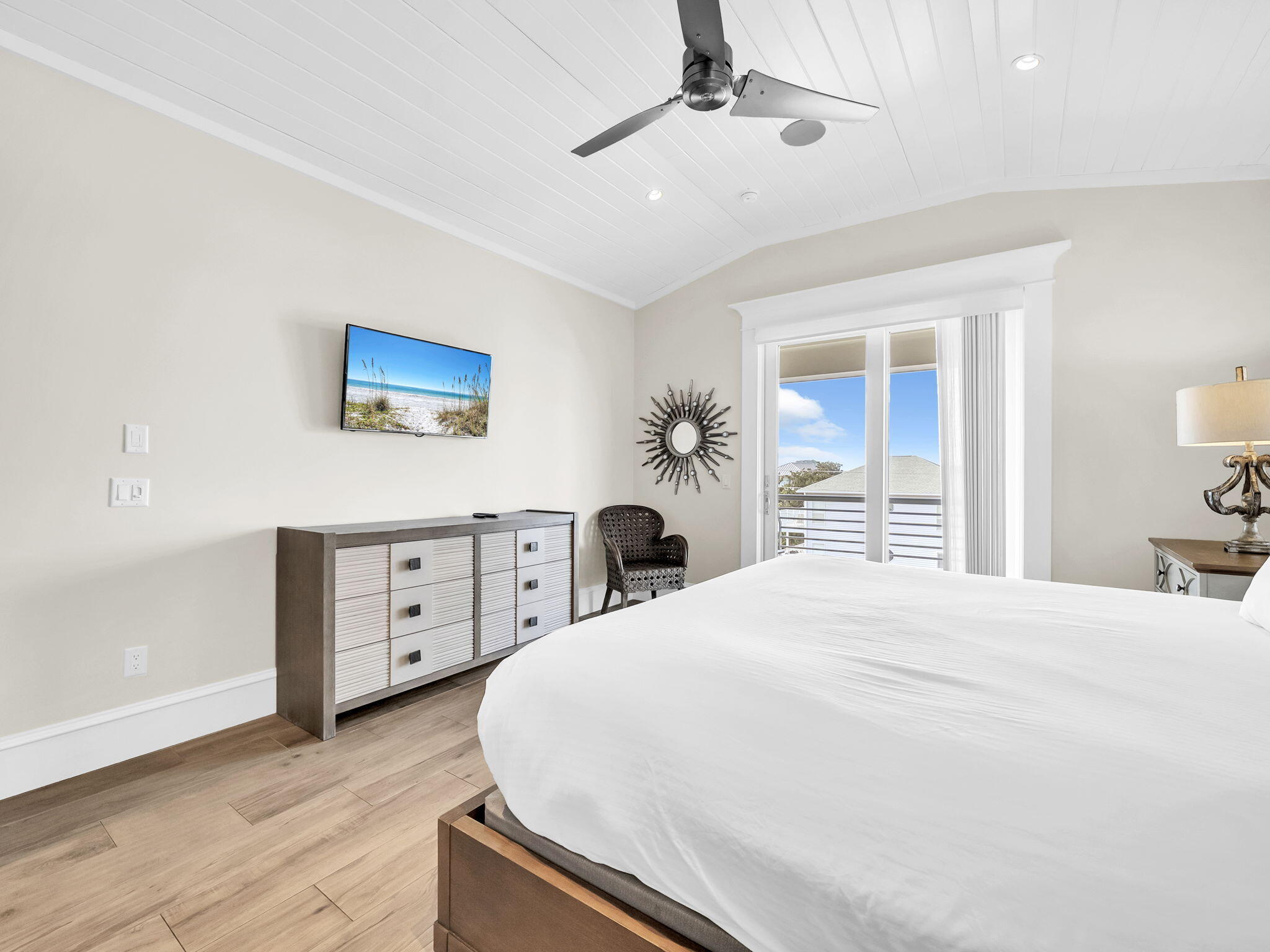 main property photo 68