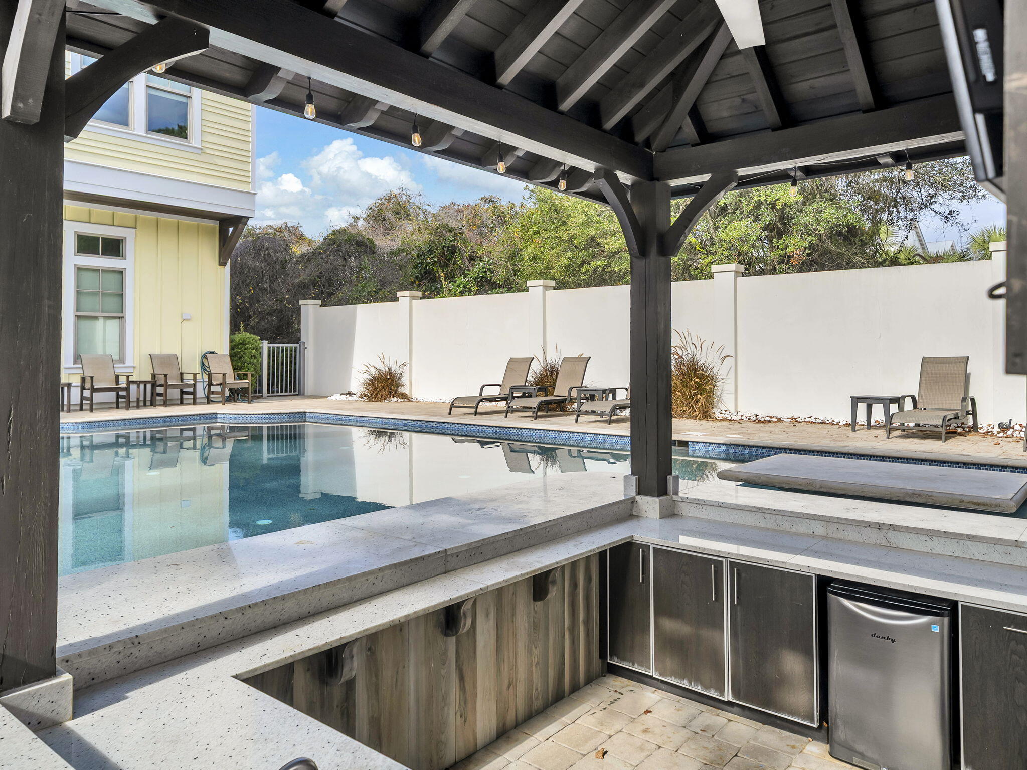 main property photo 92