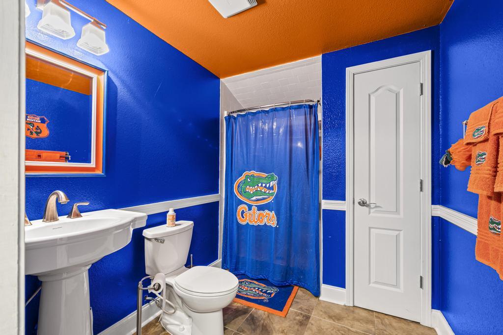 main property photo 123