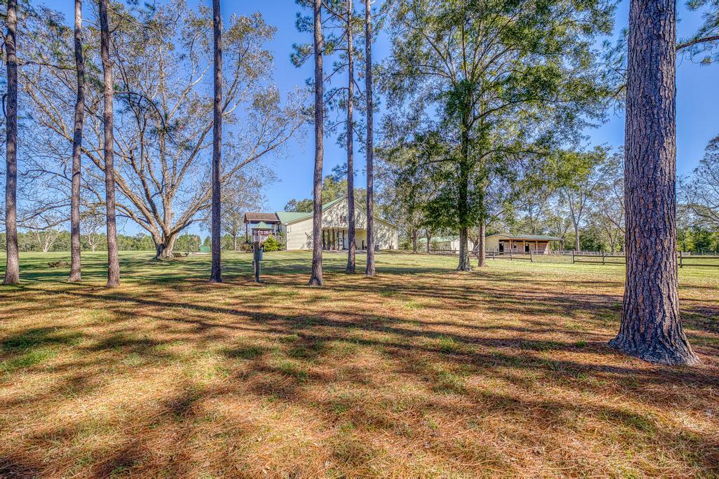 main property photo 48