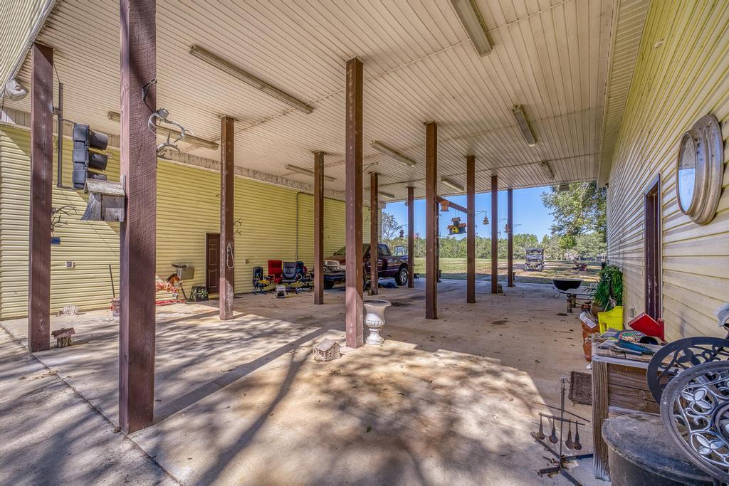 main property photo 98