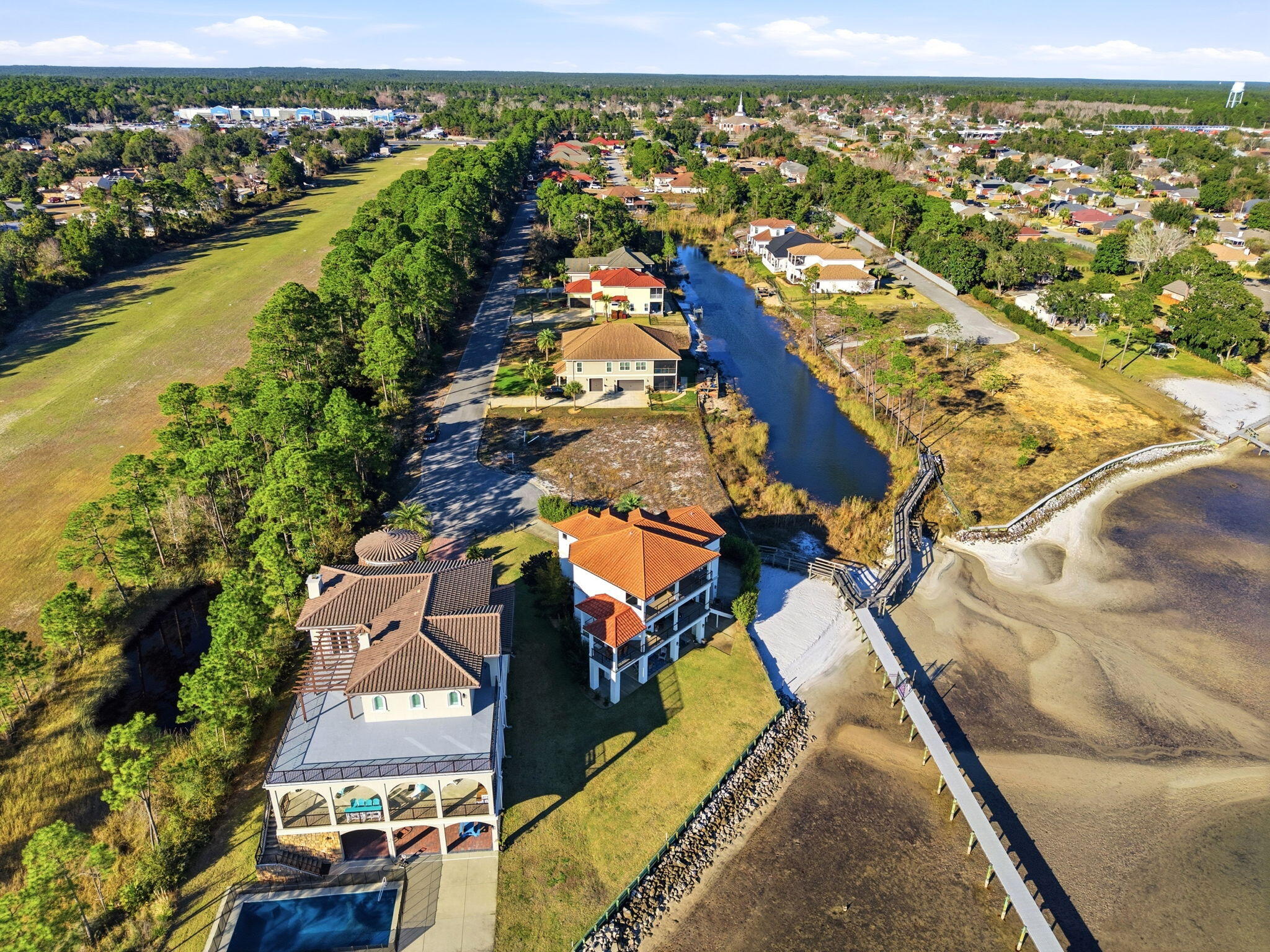 main property photo 15