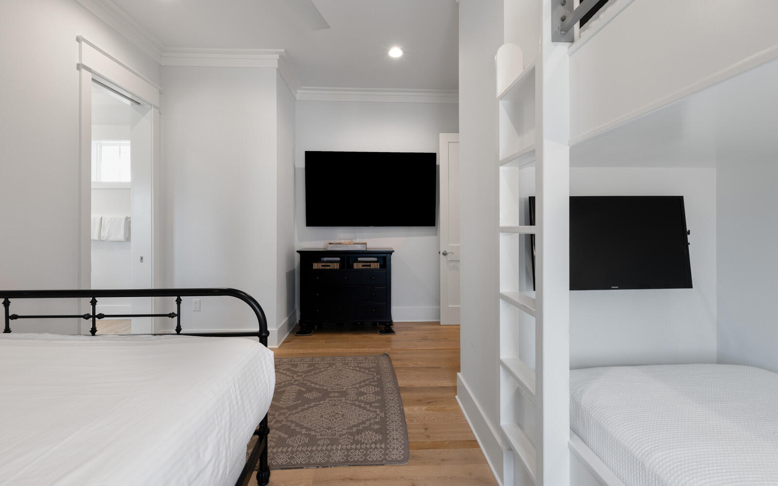main property photo 65