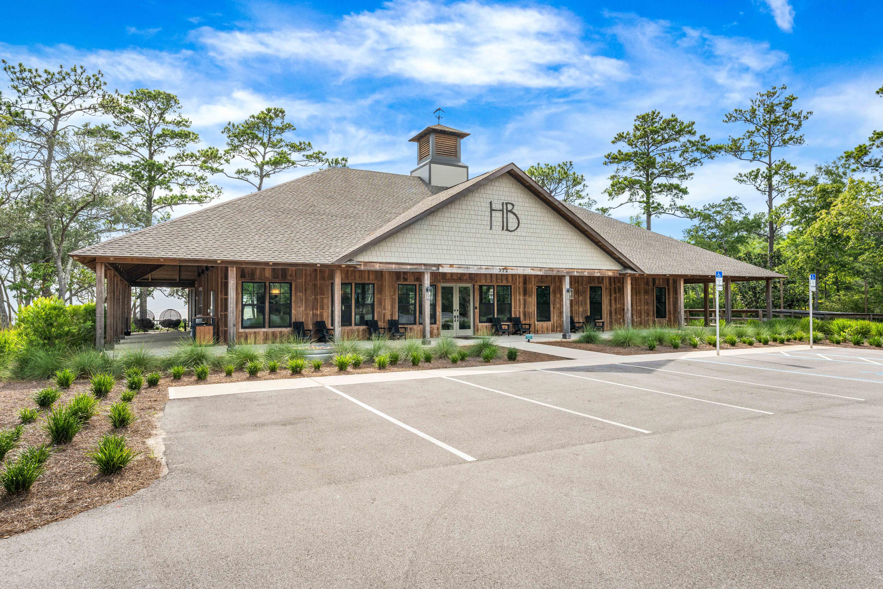 main property photo 123