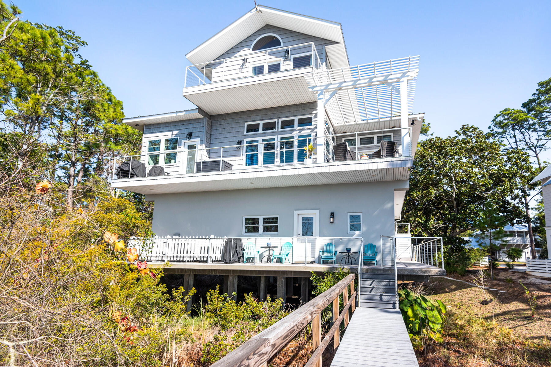 main property photo 30