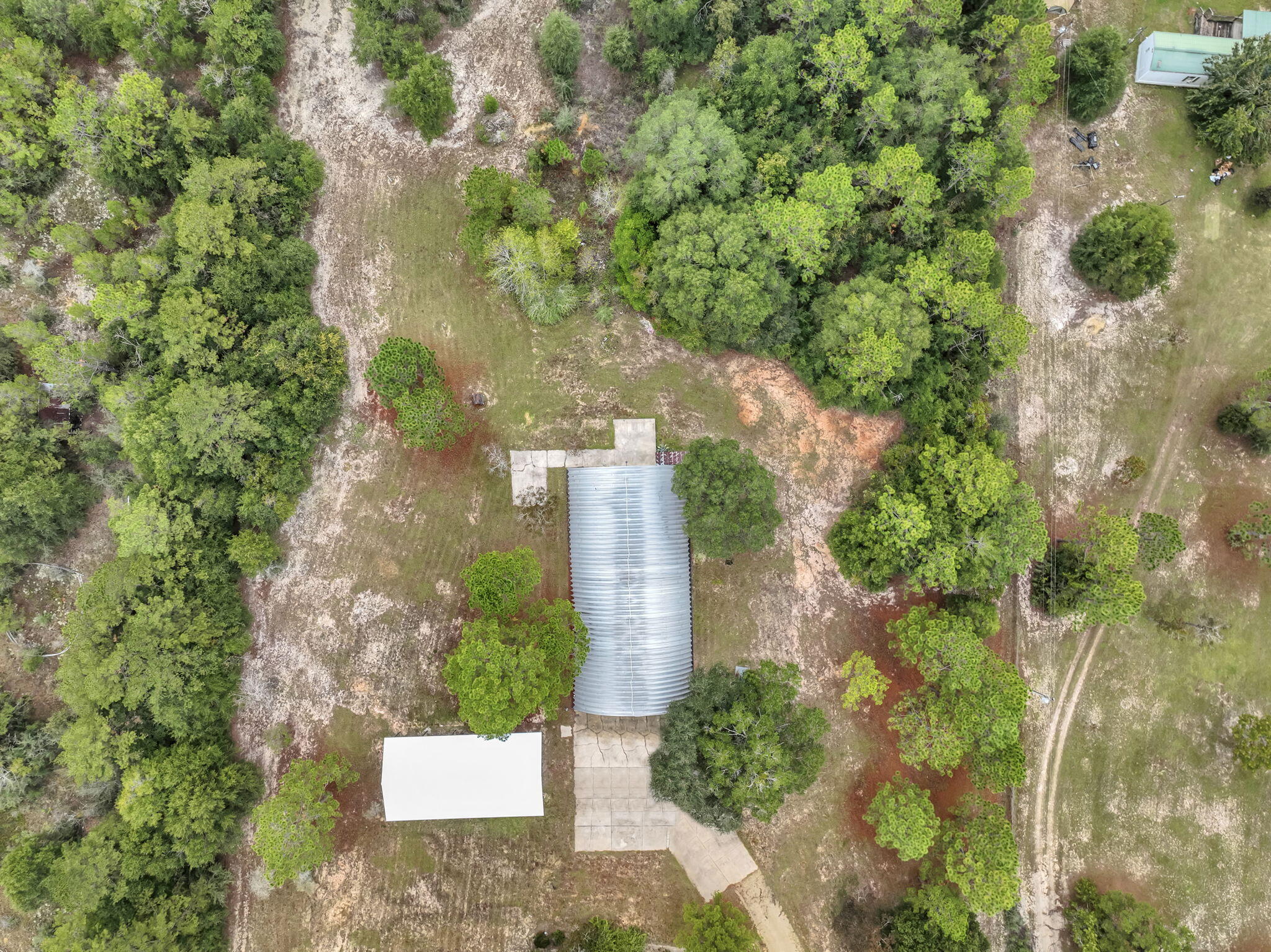 main property photo 34