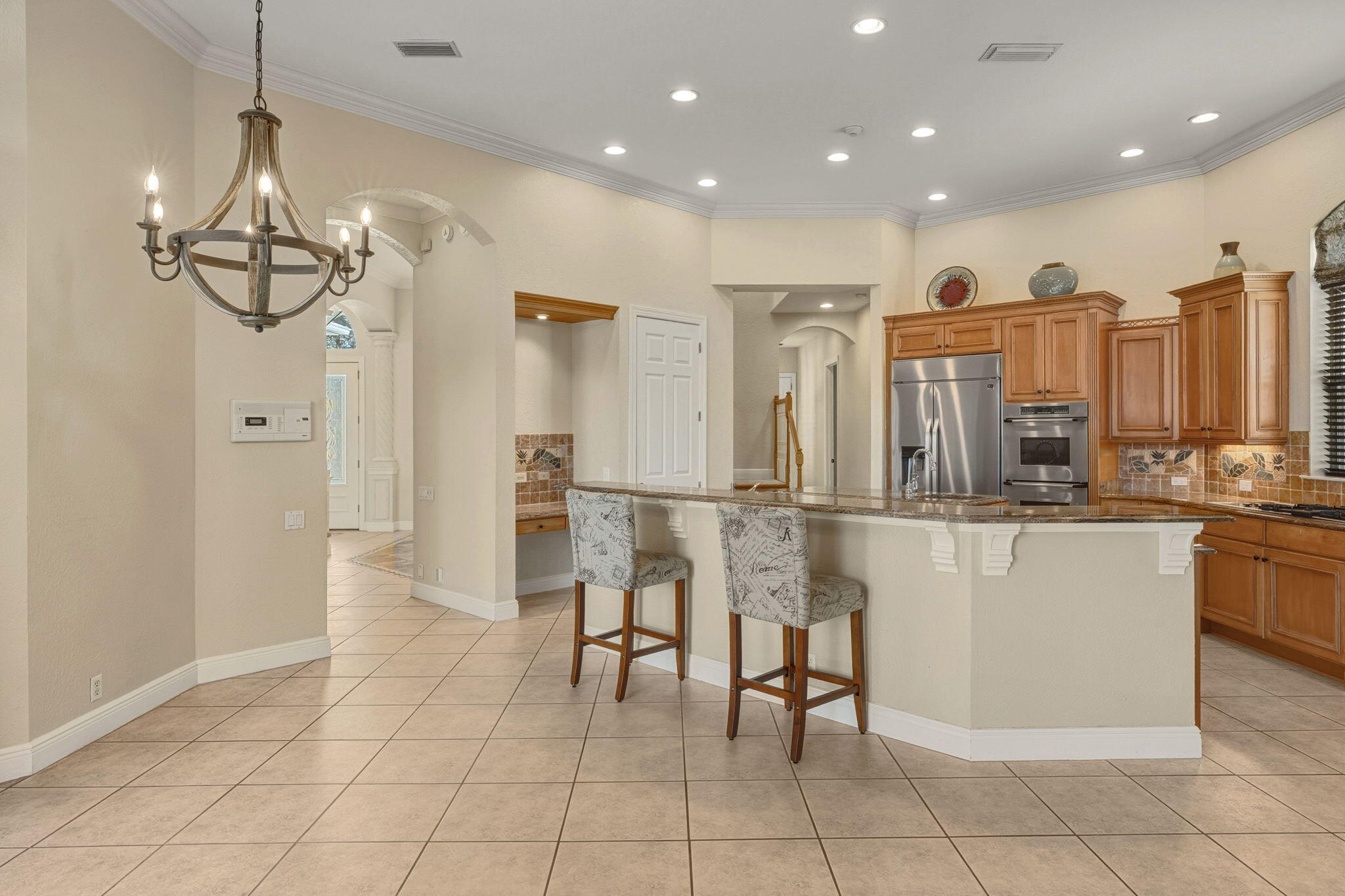 main property photo 11