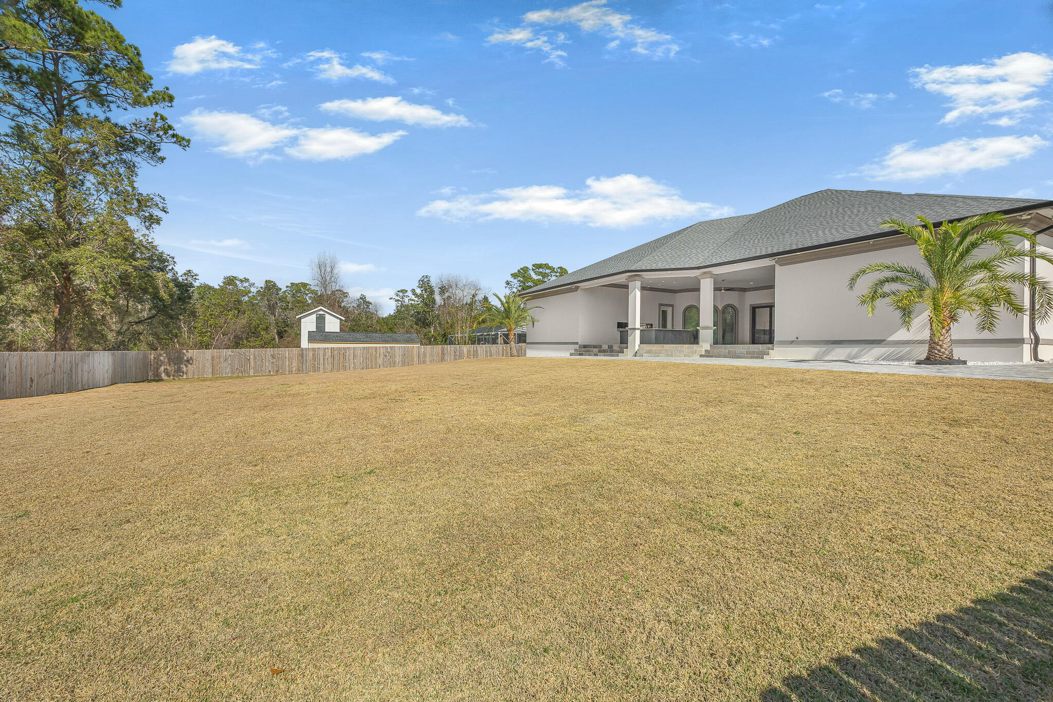 main property photo 59