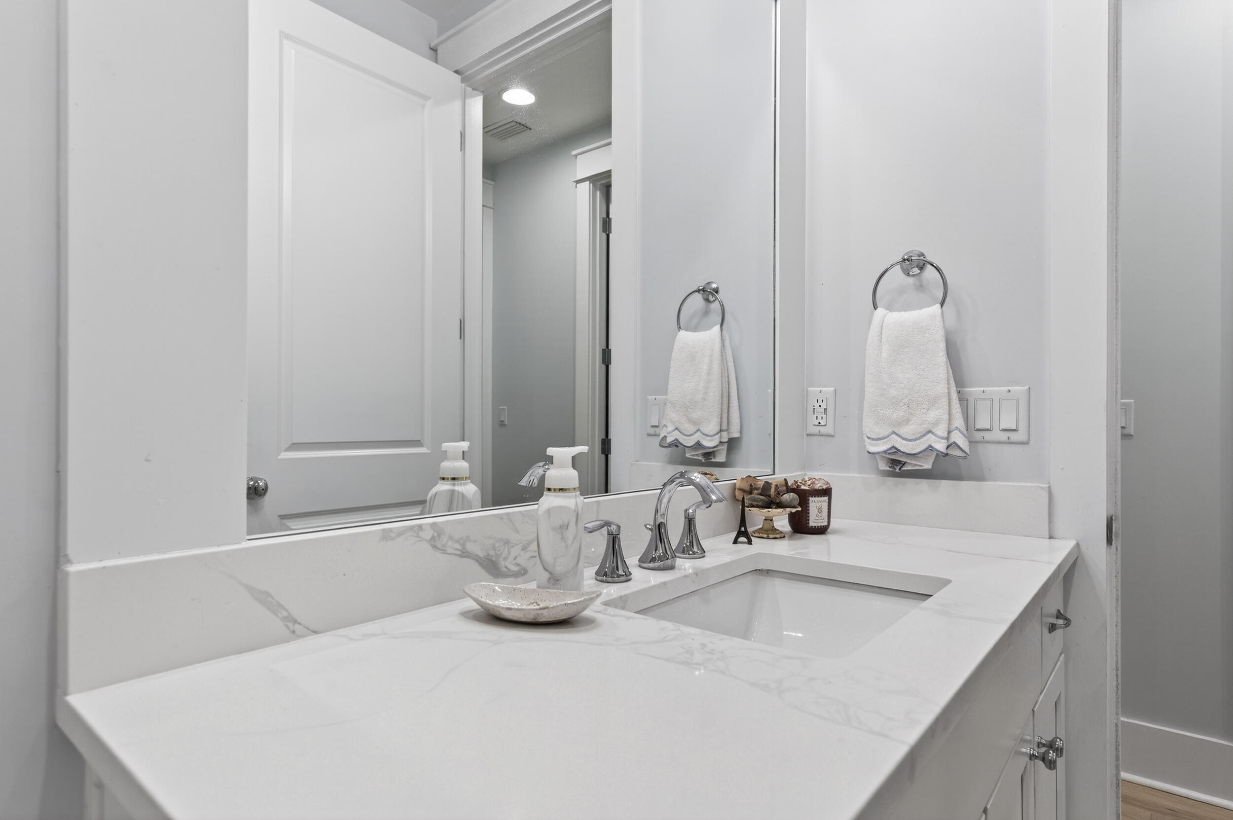 main property photo 66