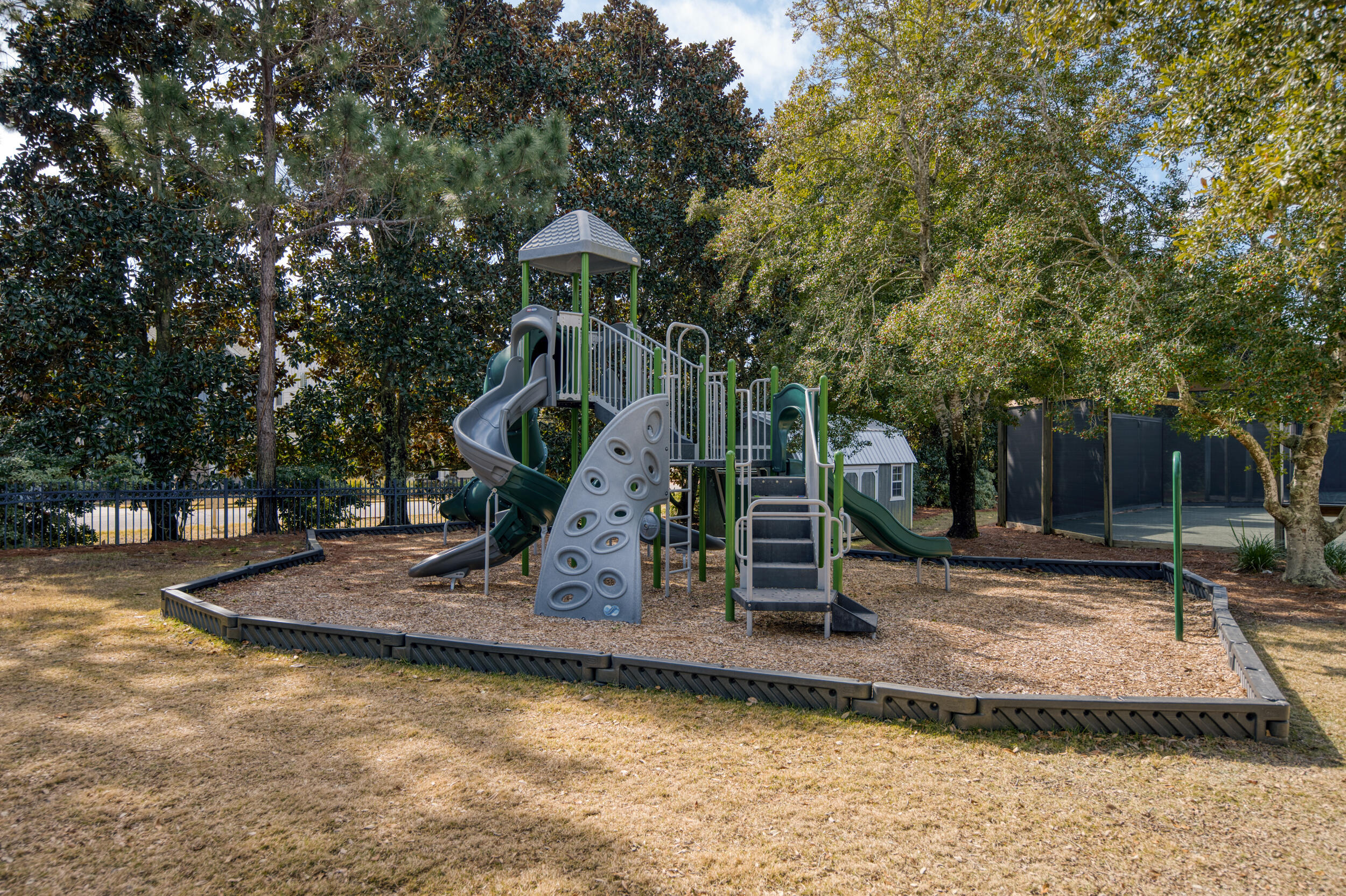 main property photo 88