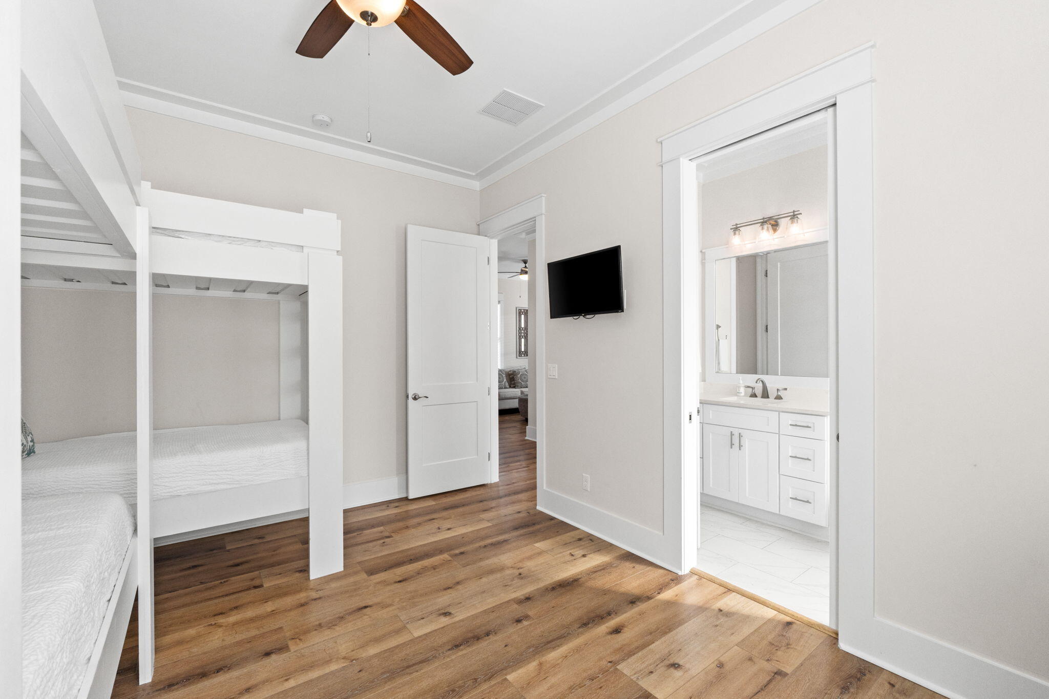 main property photo 63