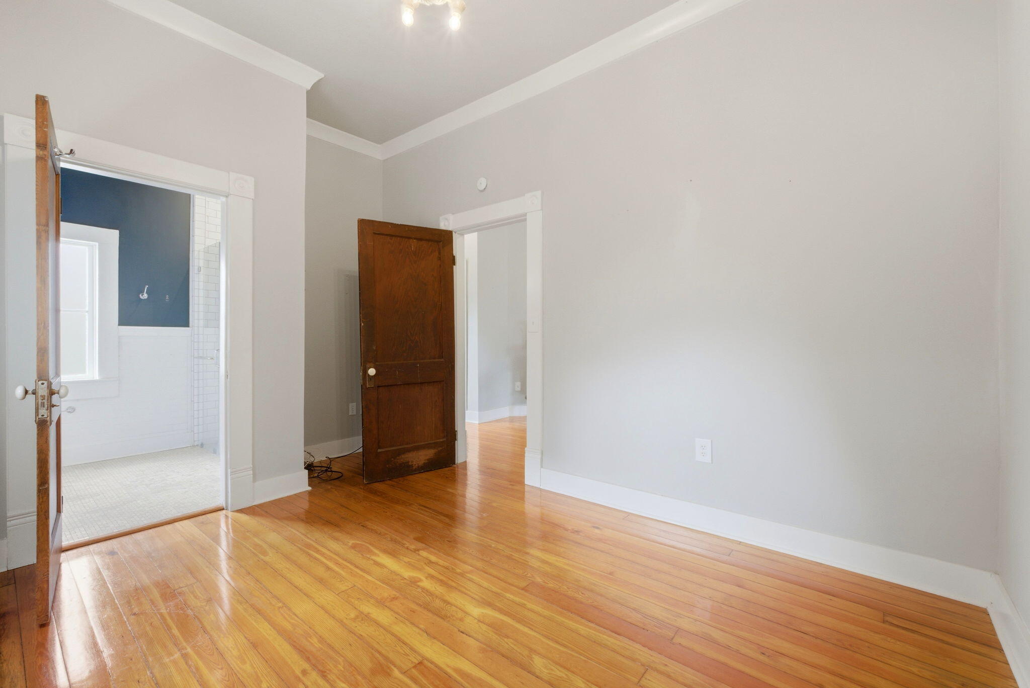 main property photo 75