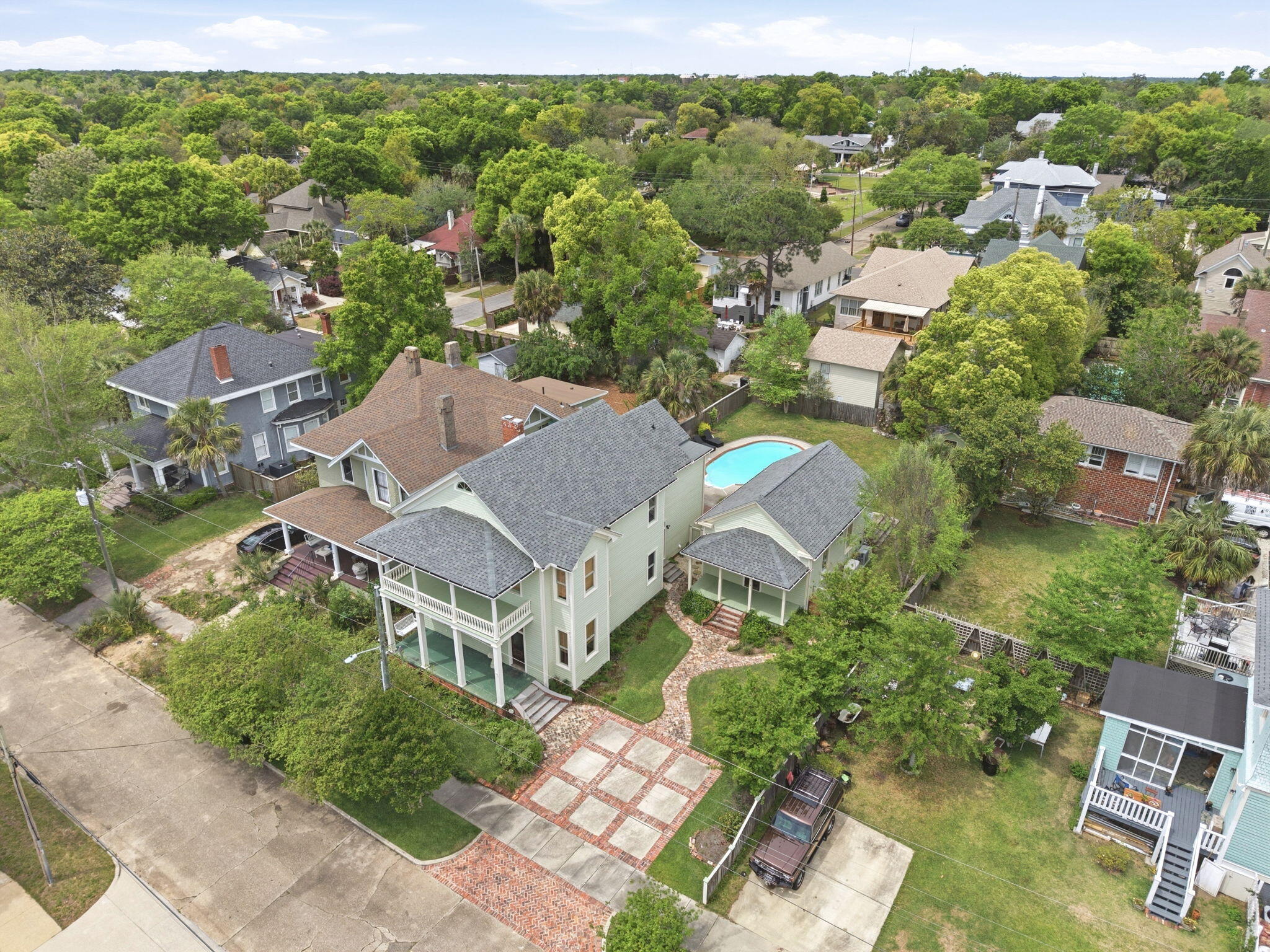 main property photo 81