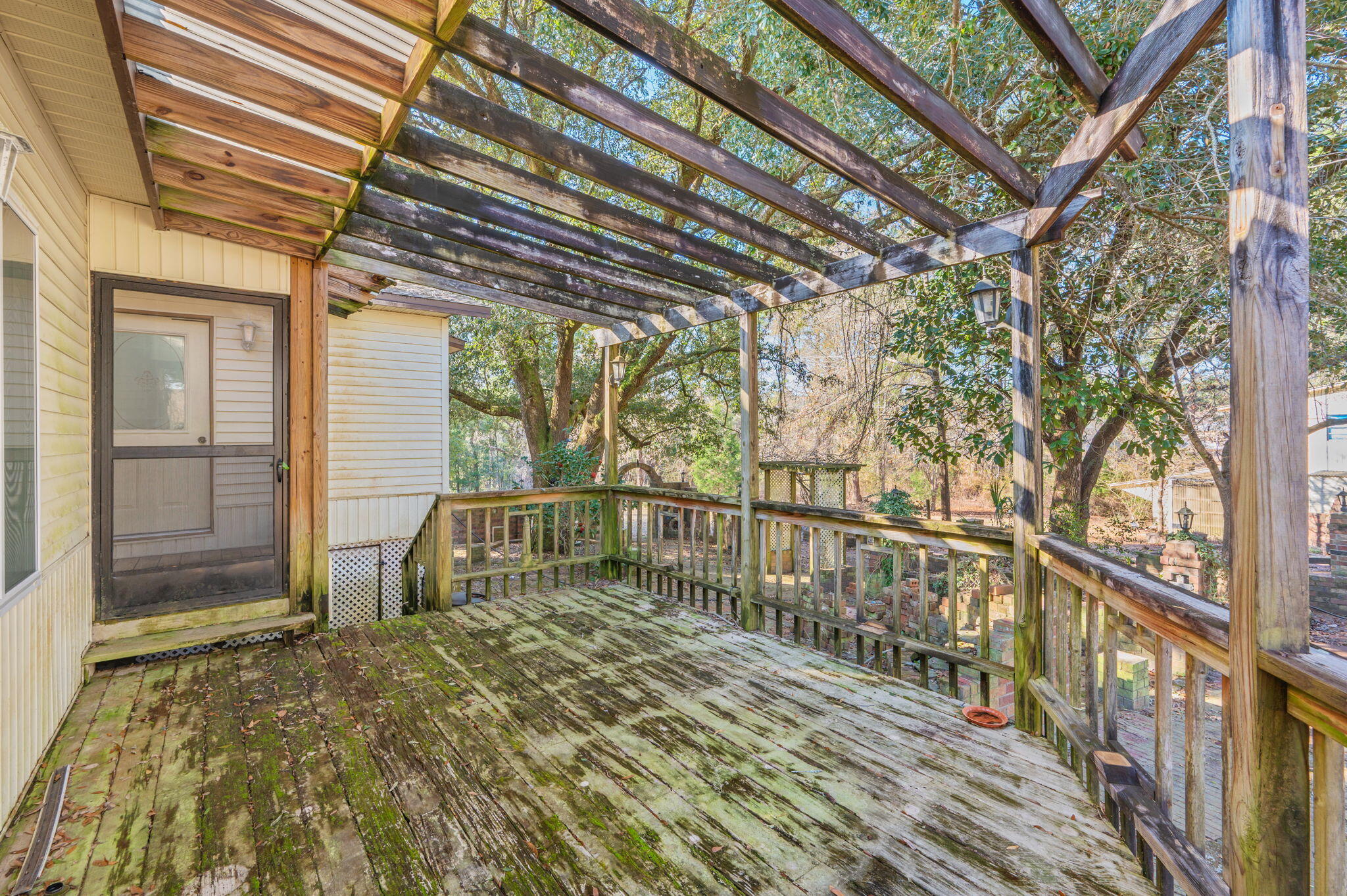 main property photo 41