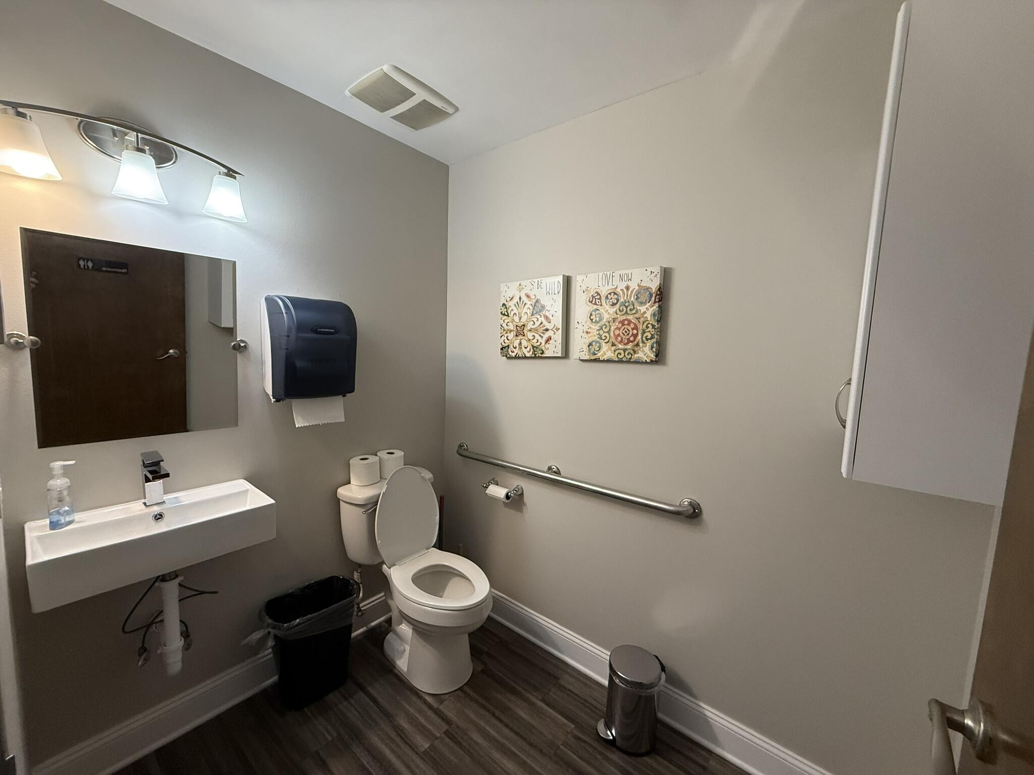 main property photo 12