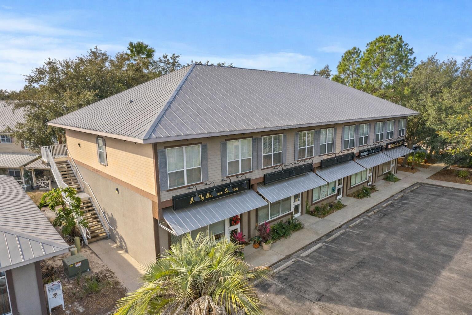 main property photo 11